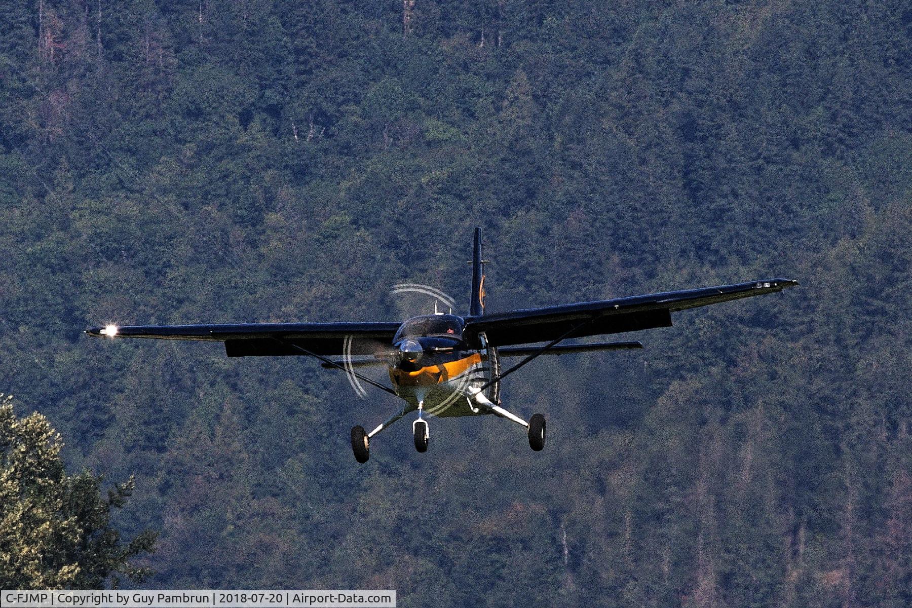 C-FJMP, 2008 Quest Kodiak 100 C/N 100-0003, Landing at the Abbotsford parachute center