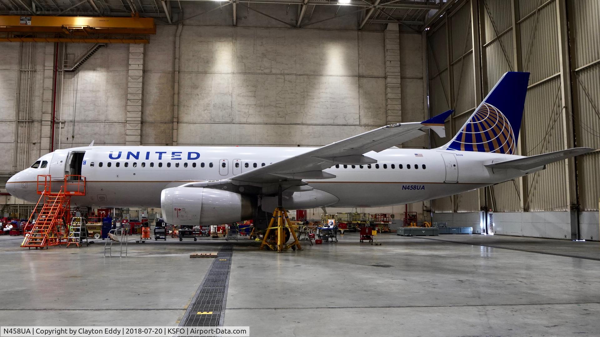 N458UA, 2000 Airbus A320-232 C/N 1163, SFO 2018.