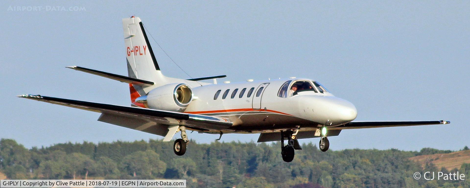 G-IPLY, 2000 Cessna 550 Citation Bravo C/N 550-0927, Arriving at Dundee