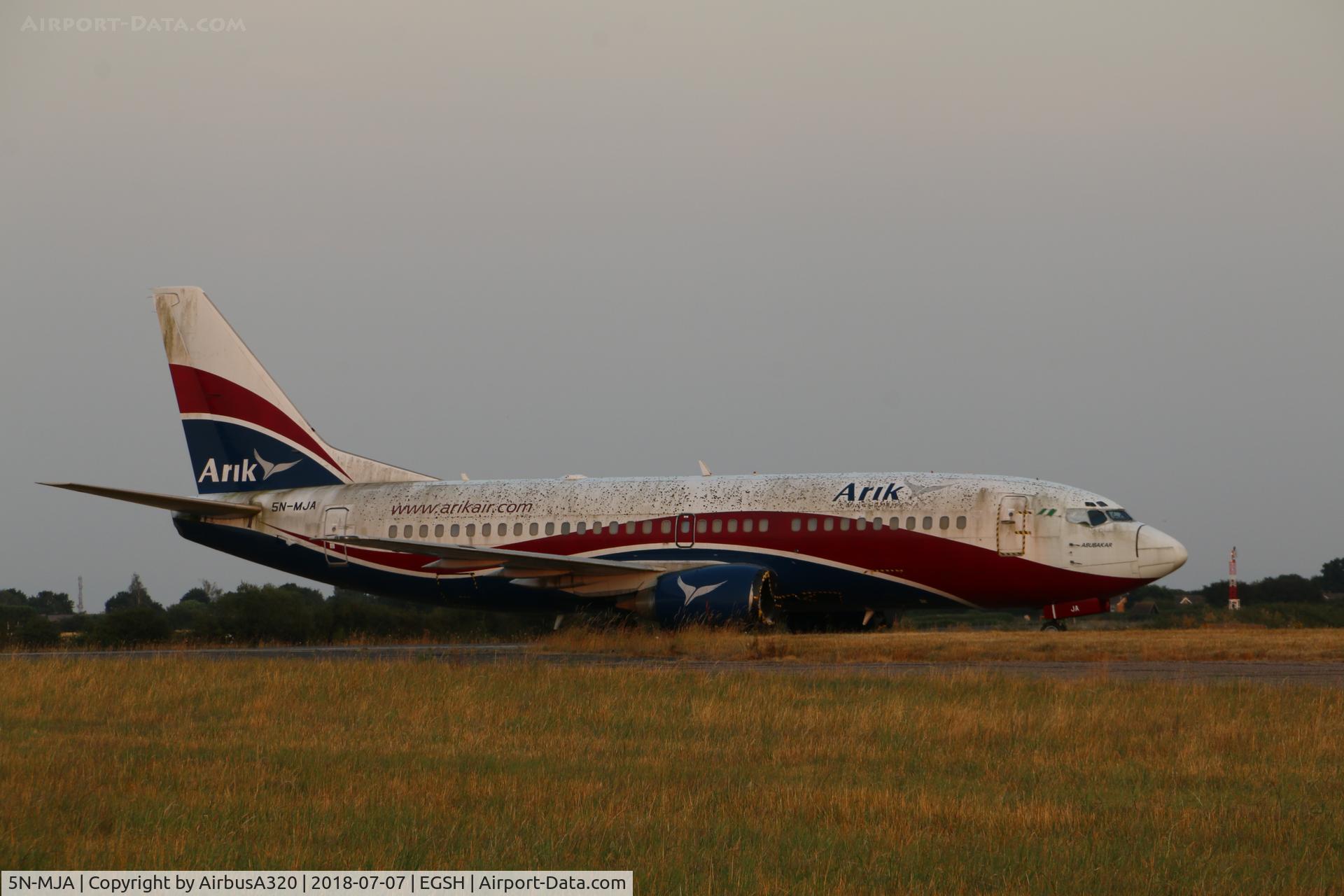 5N-MJA, 1989 Boeing 737-322 C/N 24454, Still at NWI