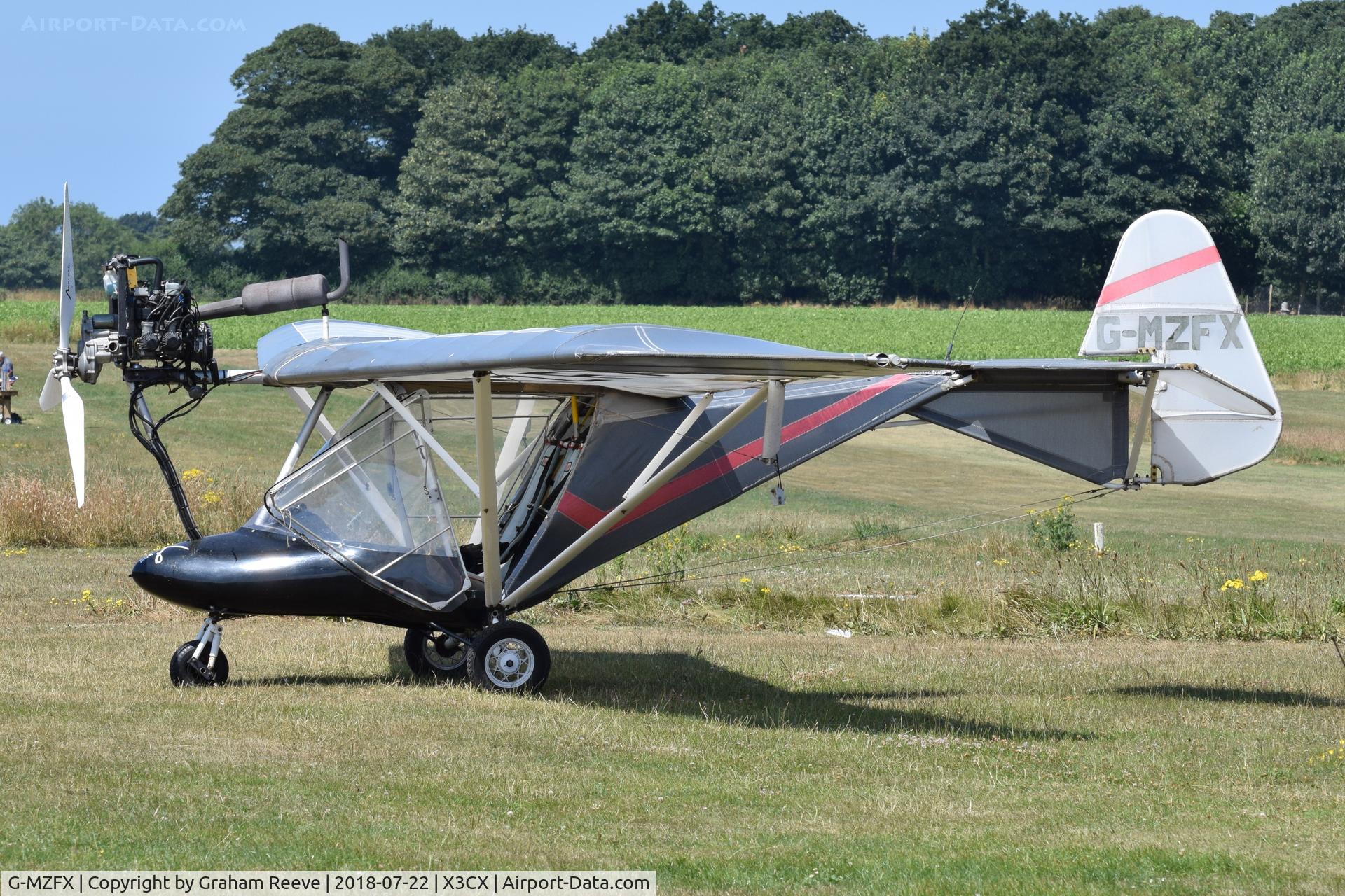 G-MZFX, 1997 Pegasus Cyclone AX2000 C/N 7322, Parked at Northrepps.