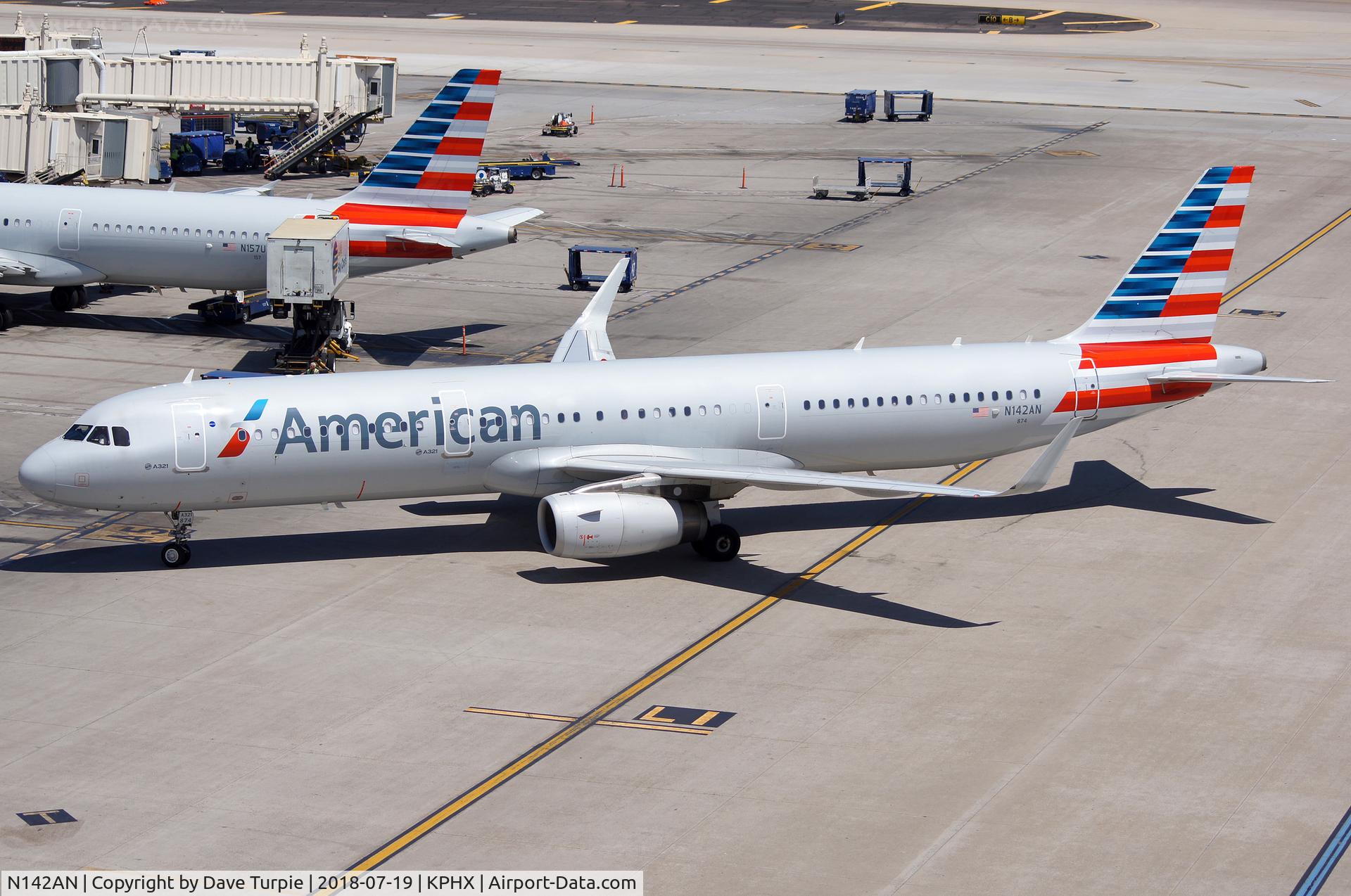 N142AN, 2015 Airbus A321-231 C/N 6711, No comment.