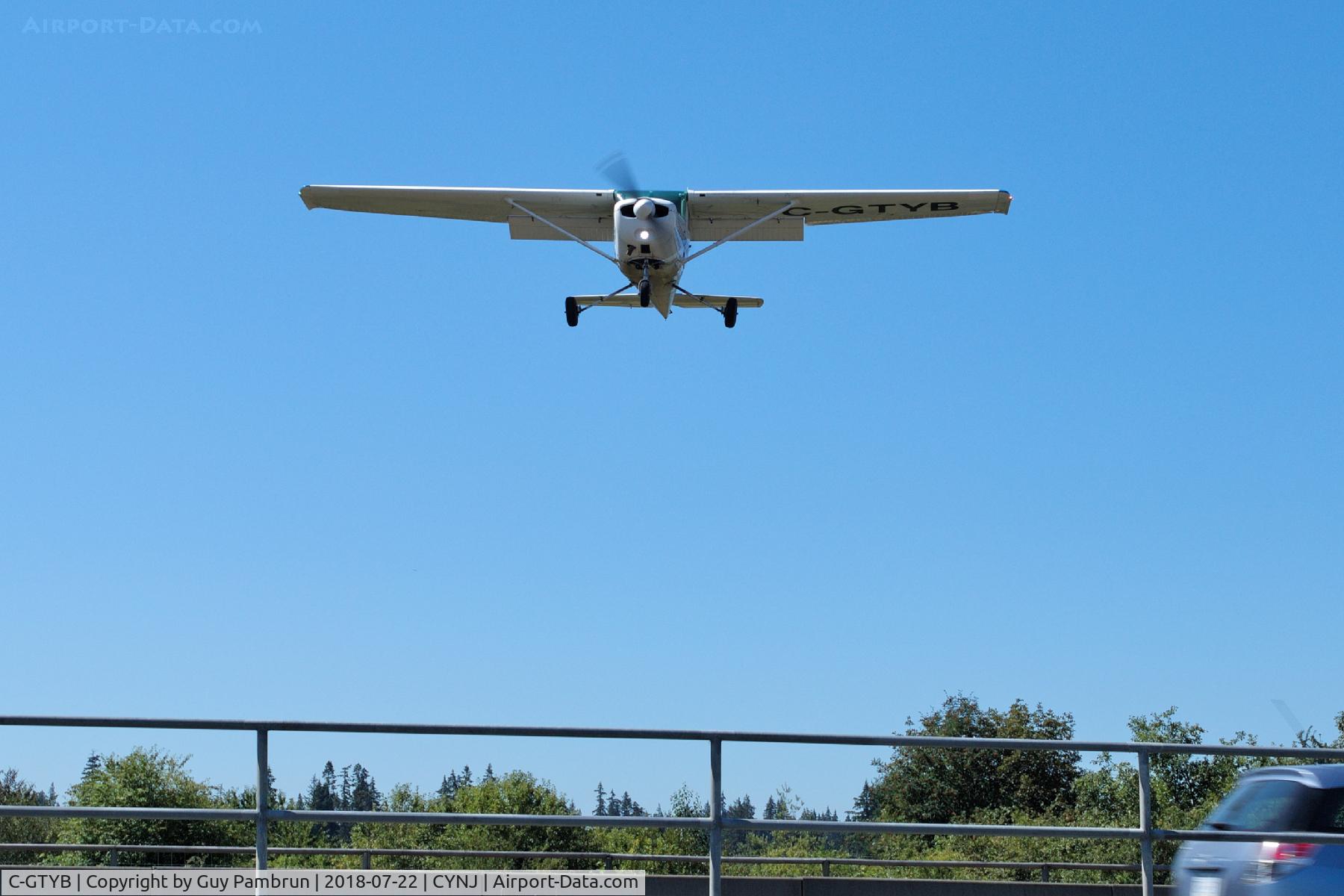 C-GTYB, 1980 Cessna 152 C/N 15284257, Landing