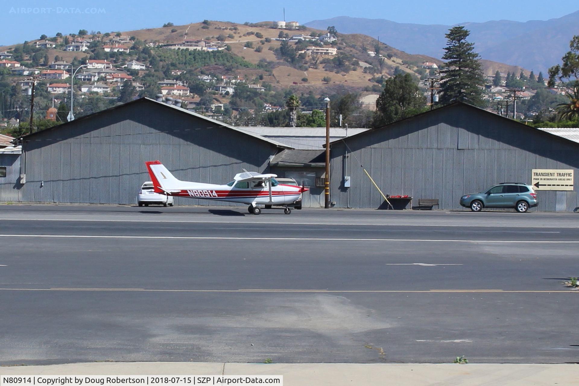 N80914, 1976 Cessna 172M C/N 17266799, 1976 Cessna 172M SKYHAWK, Lycoming O-320-E2D 150 Hp, taxi to Rwy 22
