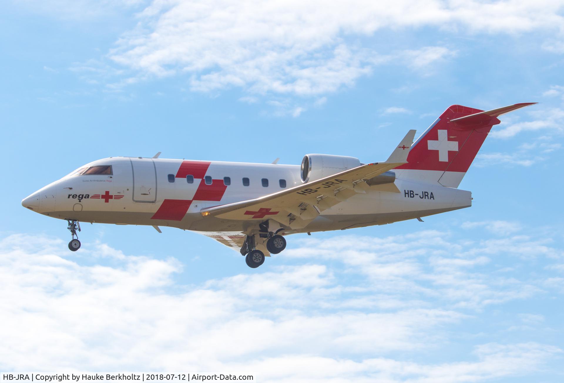 HB-JRA, 2002 Bombardier Challenger 604 (CL-600-2B16) C/N 5529, Swiss Air Ambulance