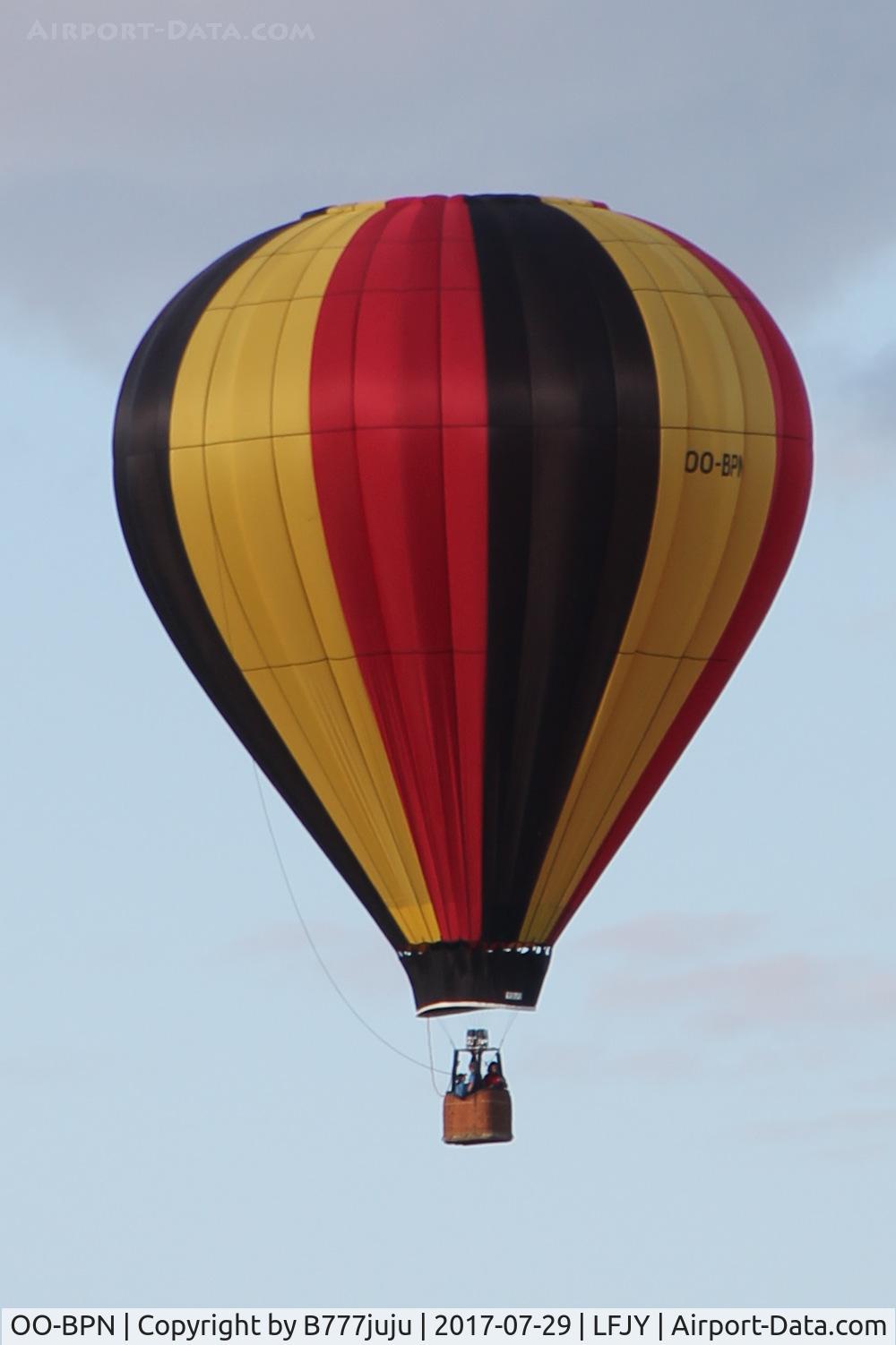 OO-BPN, 2015 Libert L.2200 C/N 341/065, at Chambley