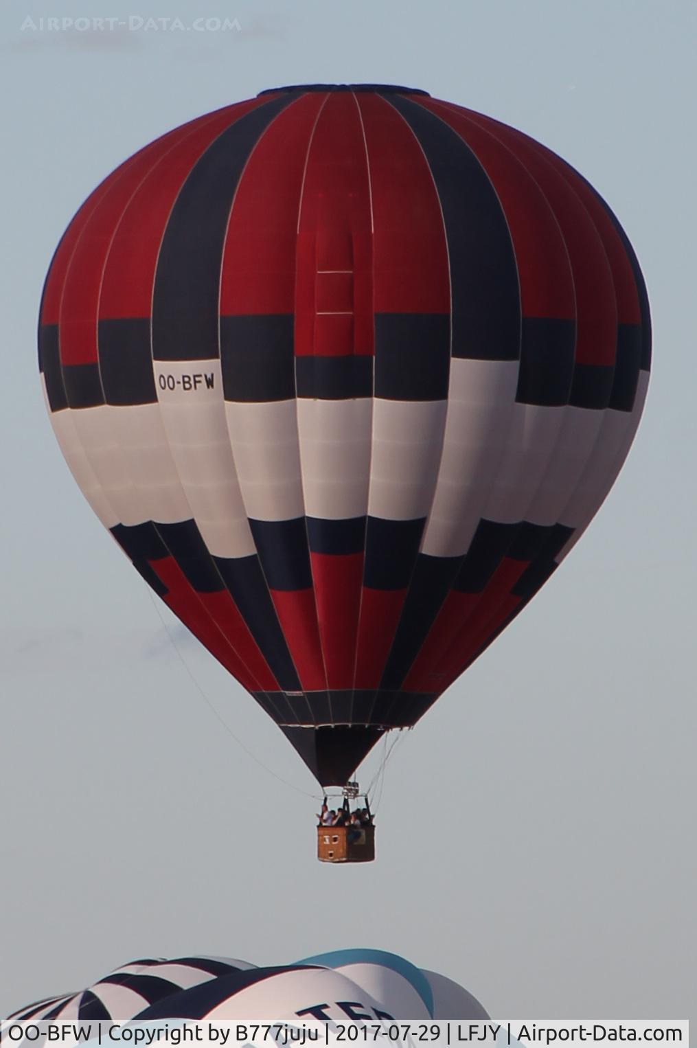 OO-BFW, 2009 Cameron Z-160 C/N 11385, at Chambley