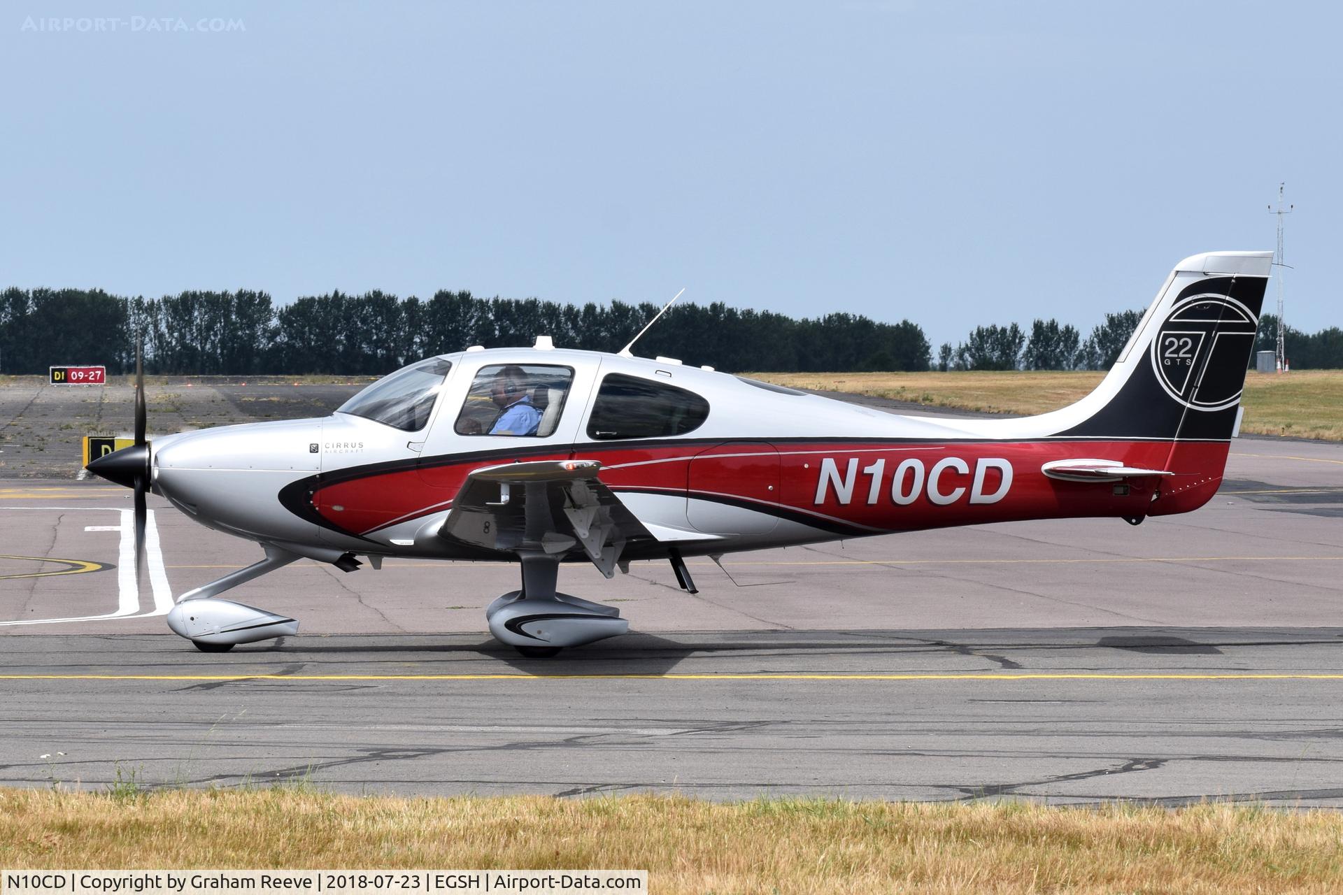 N10CD, 2012 Cirrus SR-22T C/N 0350, Just landed at Norwich.