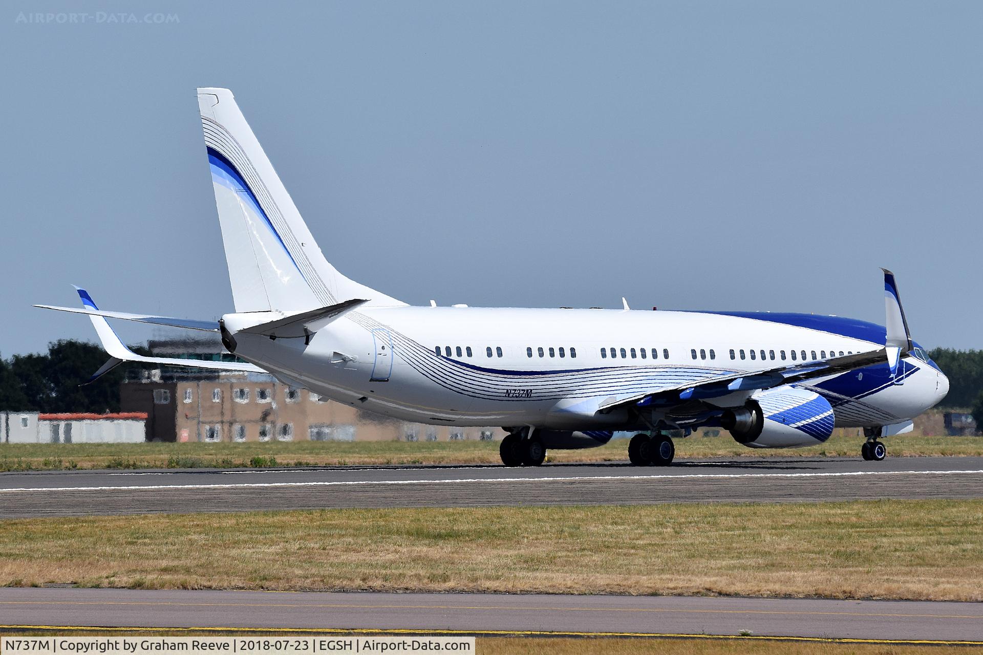 N737M, 2002 Boeing 737-8EQ BBJ C/N 33361, Just landed at Norwich.