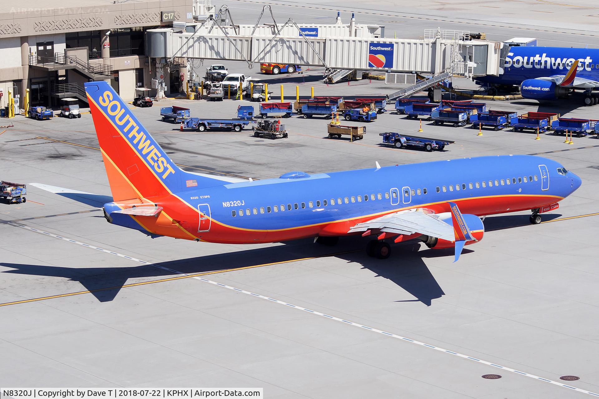 N8320J, 2012 Boeing 737-8H4 C/N 36686, No comment.