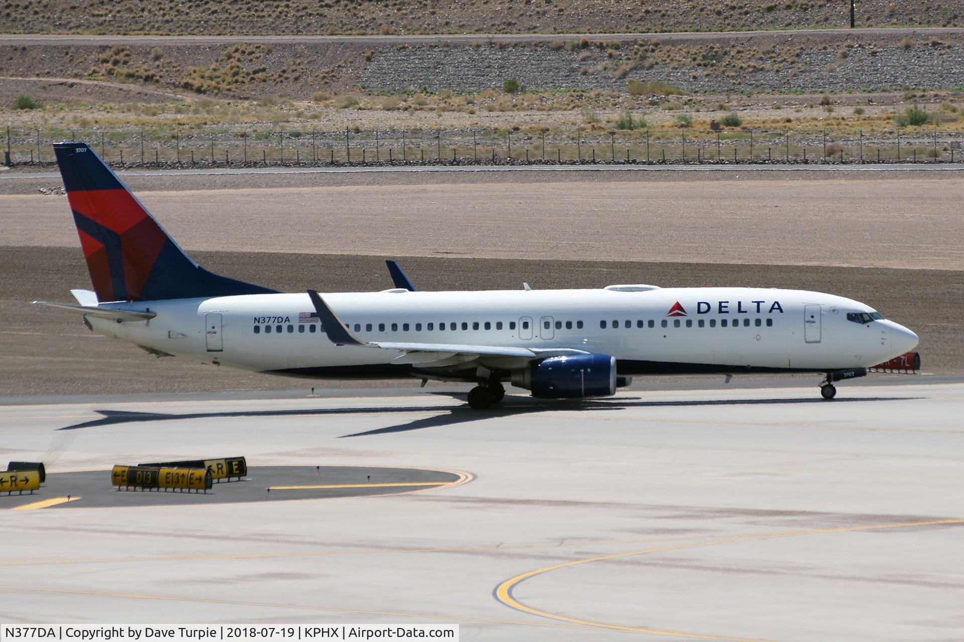 N377DA, 1999 Boeing 737-832 C/N 29625, No comment.