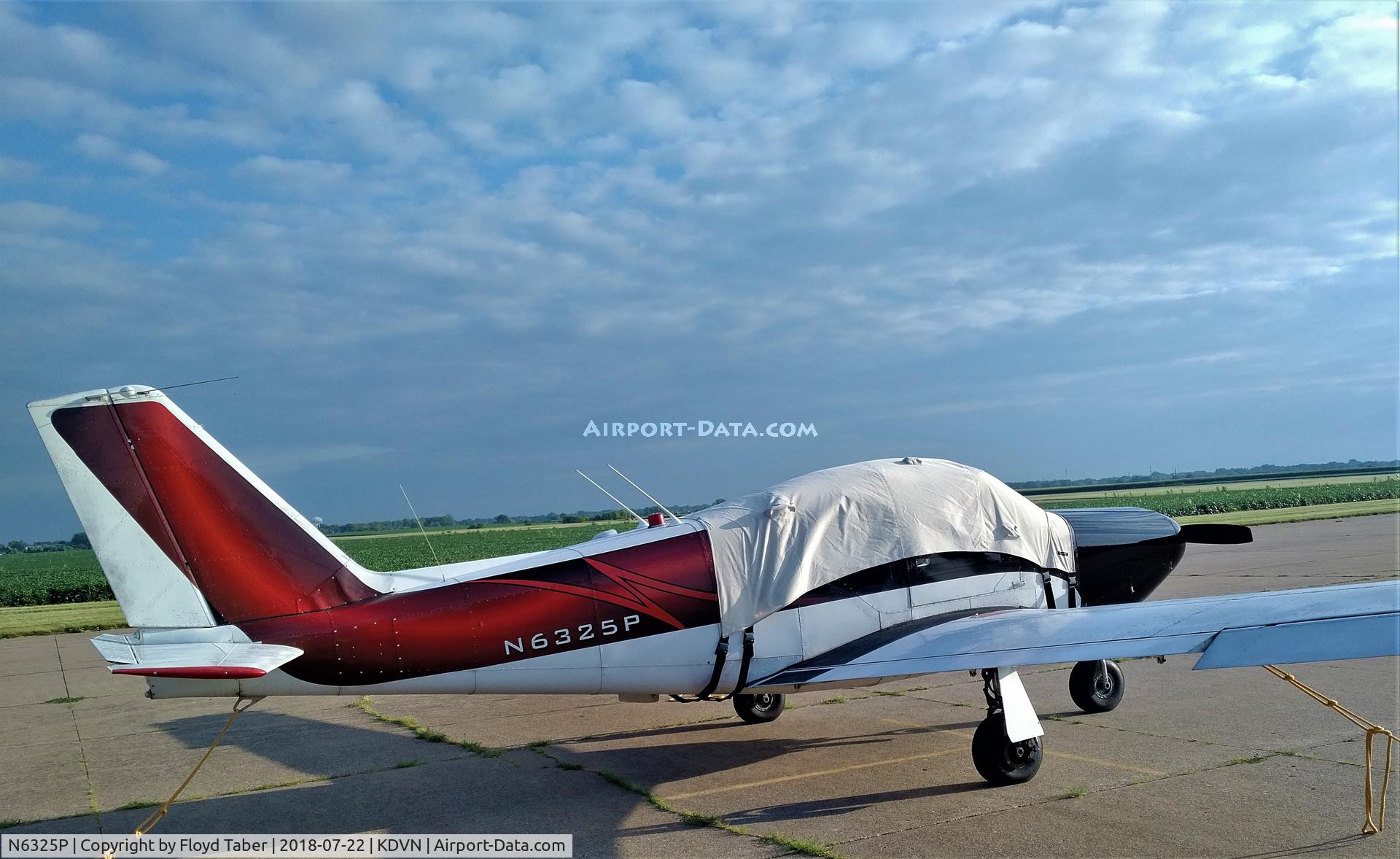 N6325P, 1959 Piper PA-24 Comanche C/N 24-1434, Sitting on the GA Ramp