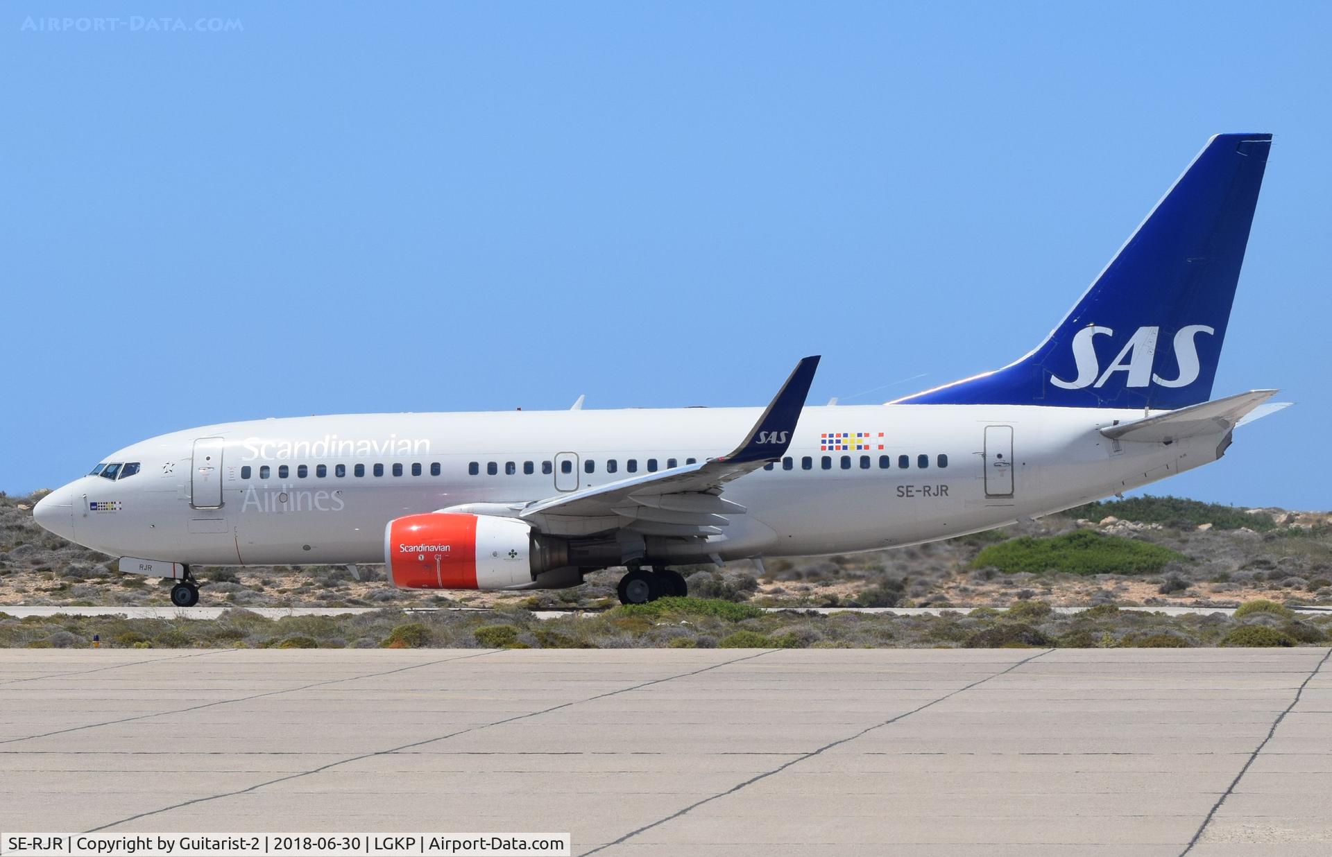 SE-RJR, 2004 Boeing 737-76N C/N 33420, At Karpathos
