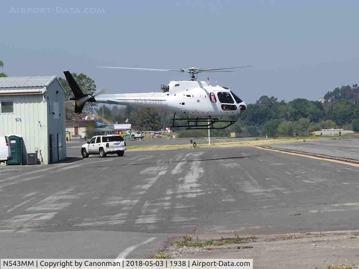 N543MM, 2013 Eurocopter AS-350B-2 Ecureuil Ecureuil C/N 7636, Leaving parking area
