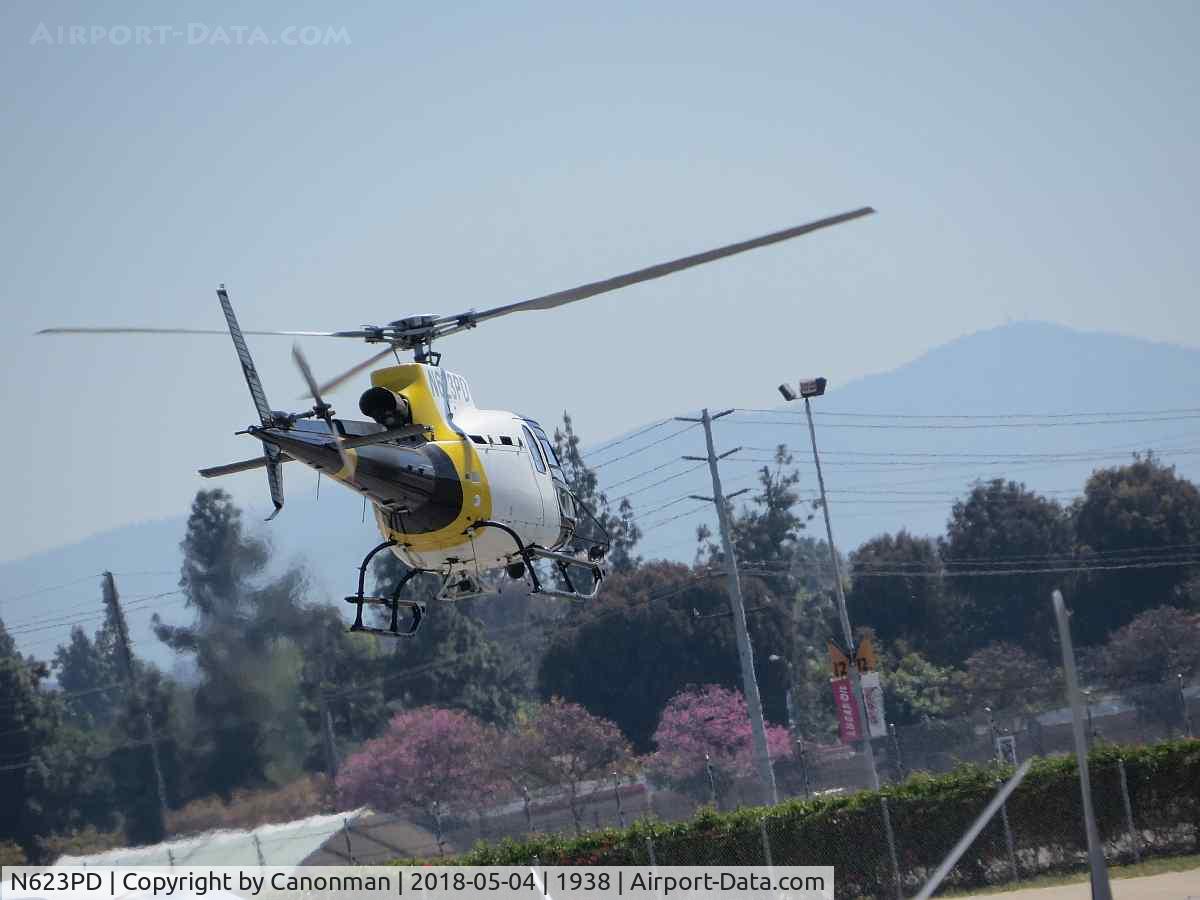N623PD, 2014 Airbus Helicopters AS-350B-3 Ecureuil C/N 7894, Taking off
