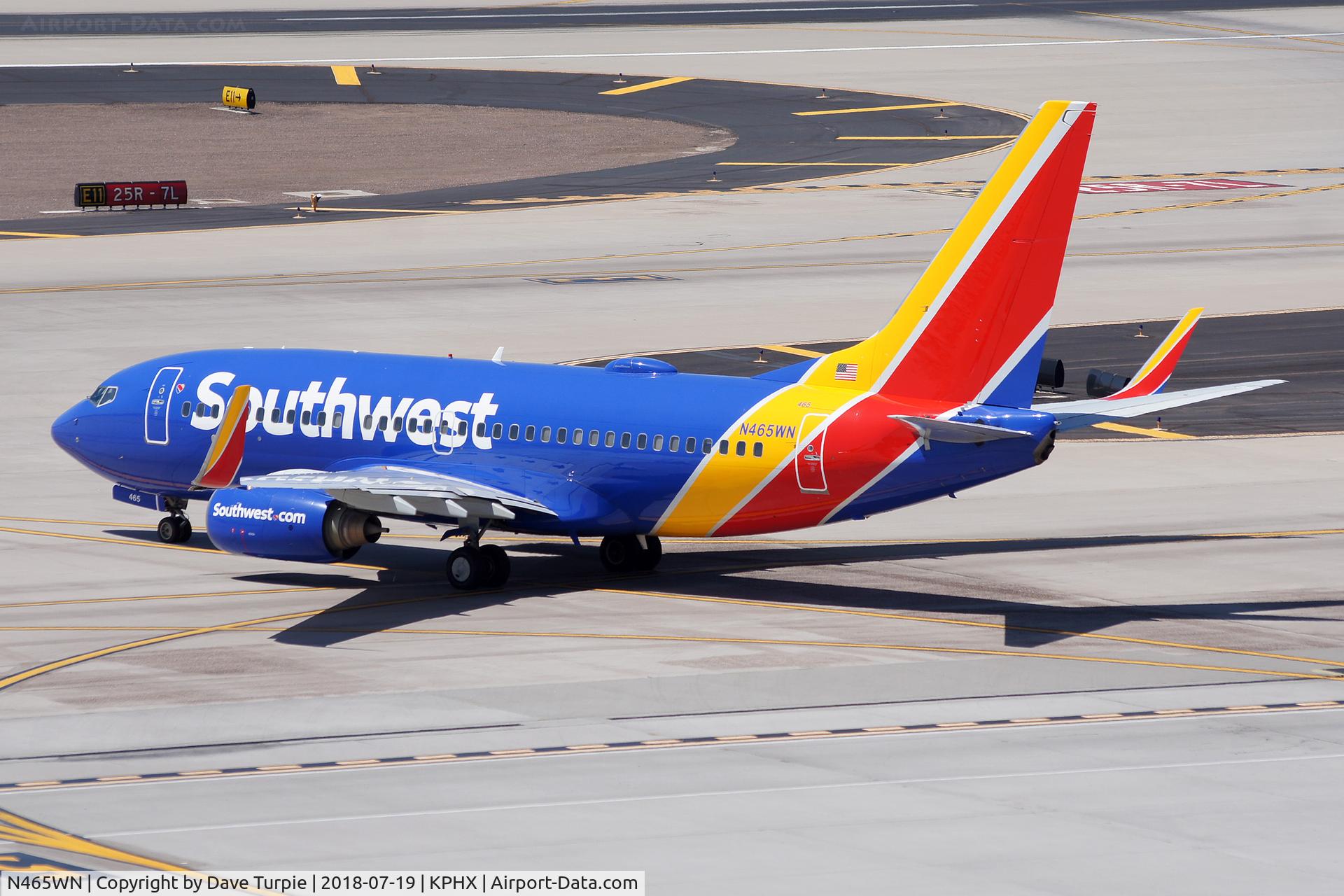 N465WN, 2004 Boeing 737-7H4 C/N 33829, No comment.