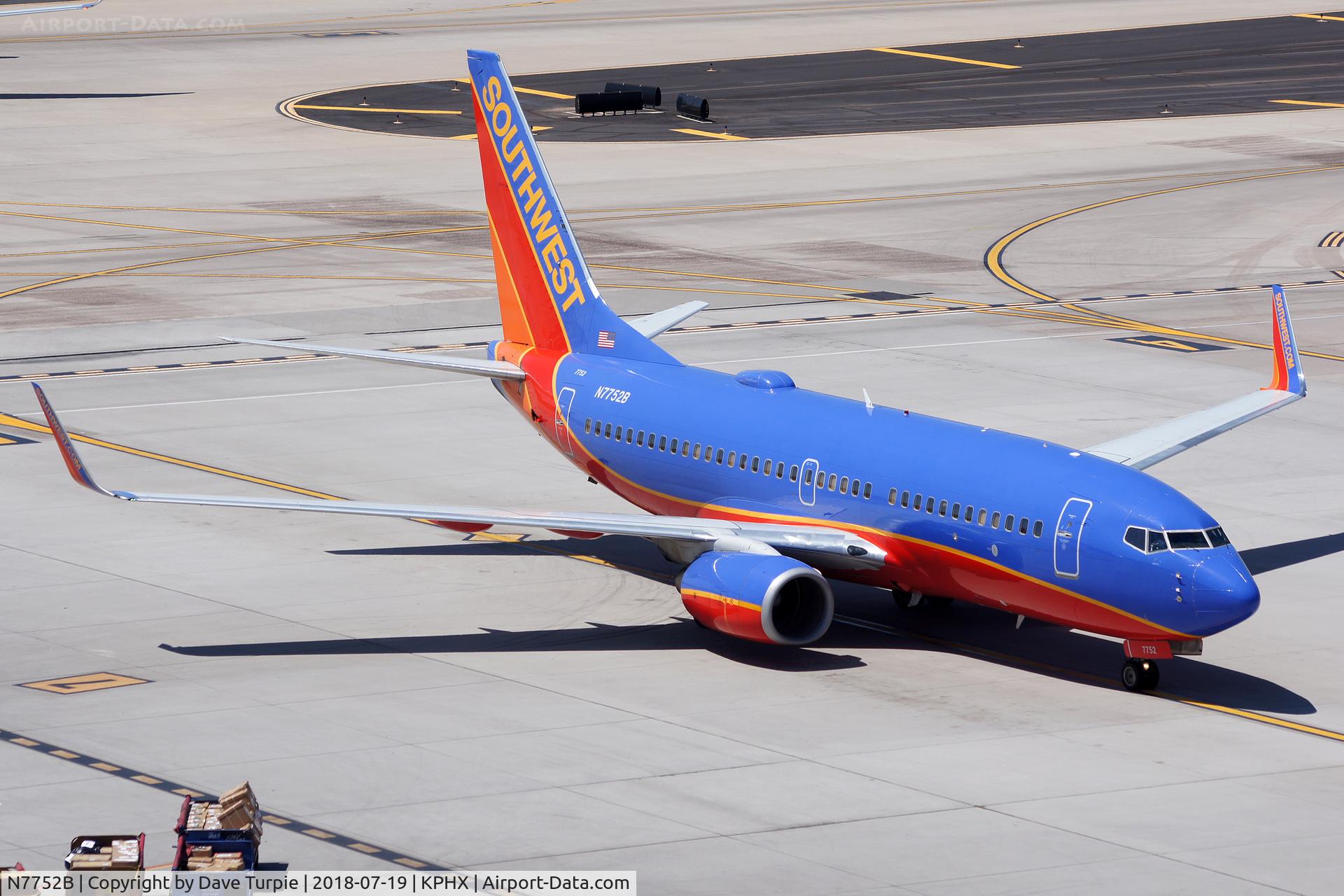 N7752B, 2008 Boeing 737-7BD C/N 33943, No comment.
