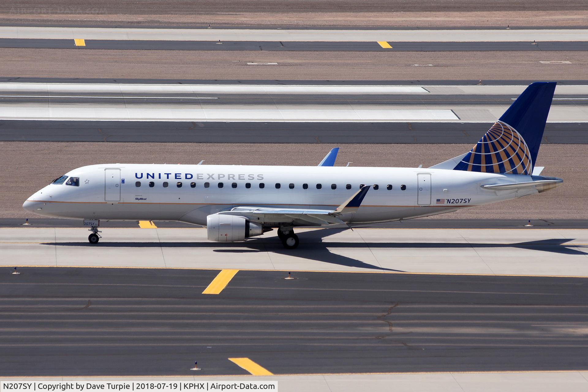 N207SY, 2017 Embraer 175LR (ERJ-170-200LR) C/N 17000643, No comment.