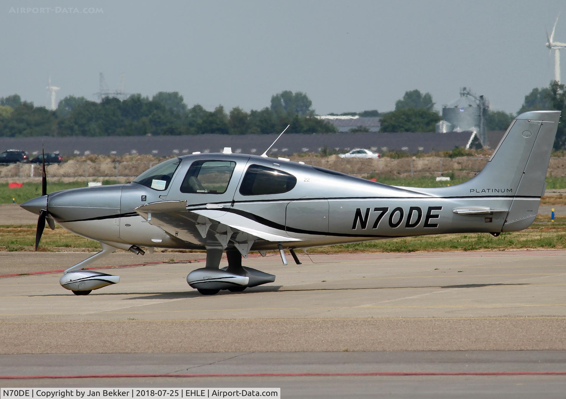 N70DE, 2017 Cirrus SR-22 Platinum C/N 4452, Lelystad Airport
