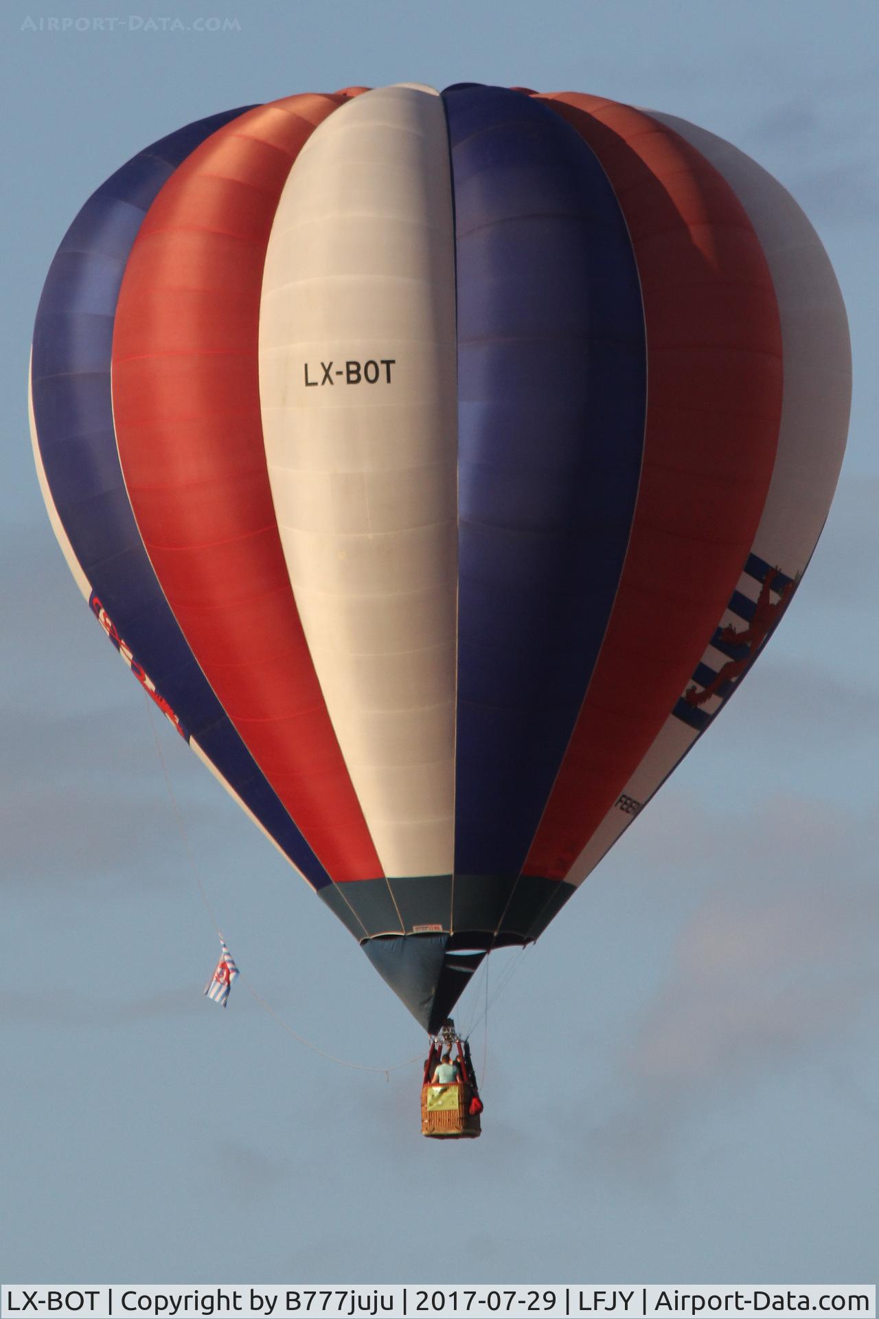 LX-BOT, Cameron Balloons O-105 C/N 10428, at Chambley
