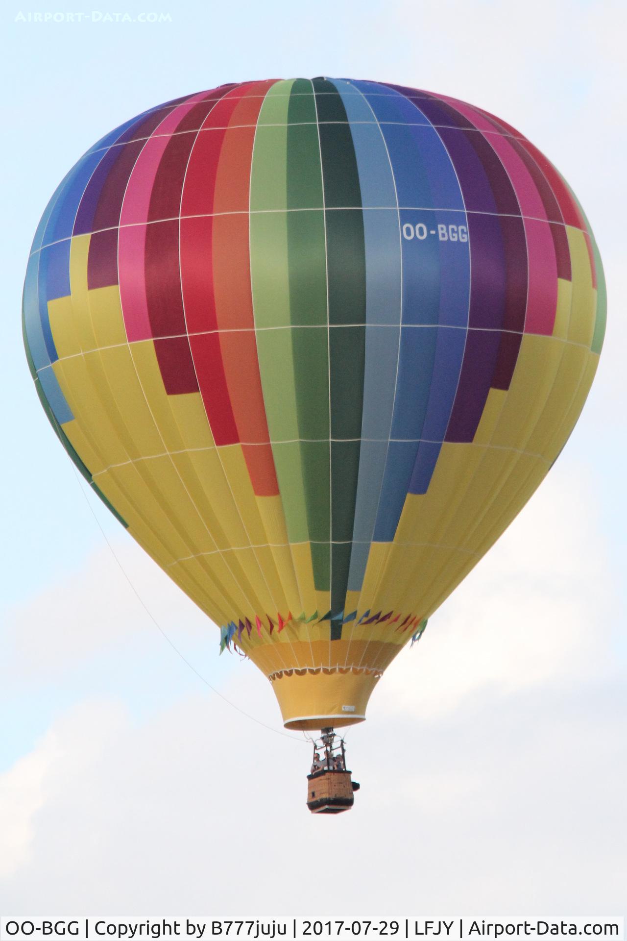 OO-BGG, 2016 Libert L.3000 C/N 343/067, at Chambley