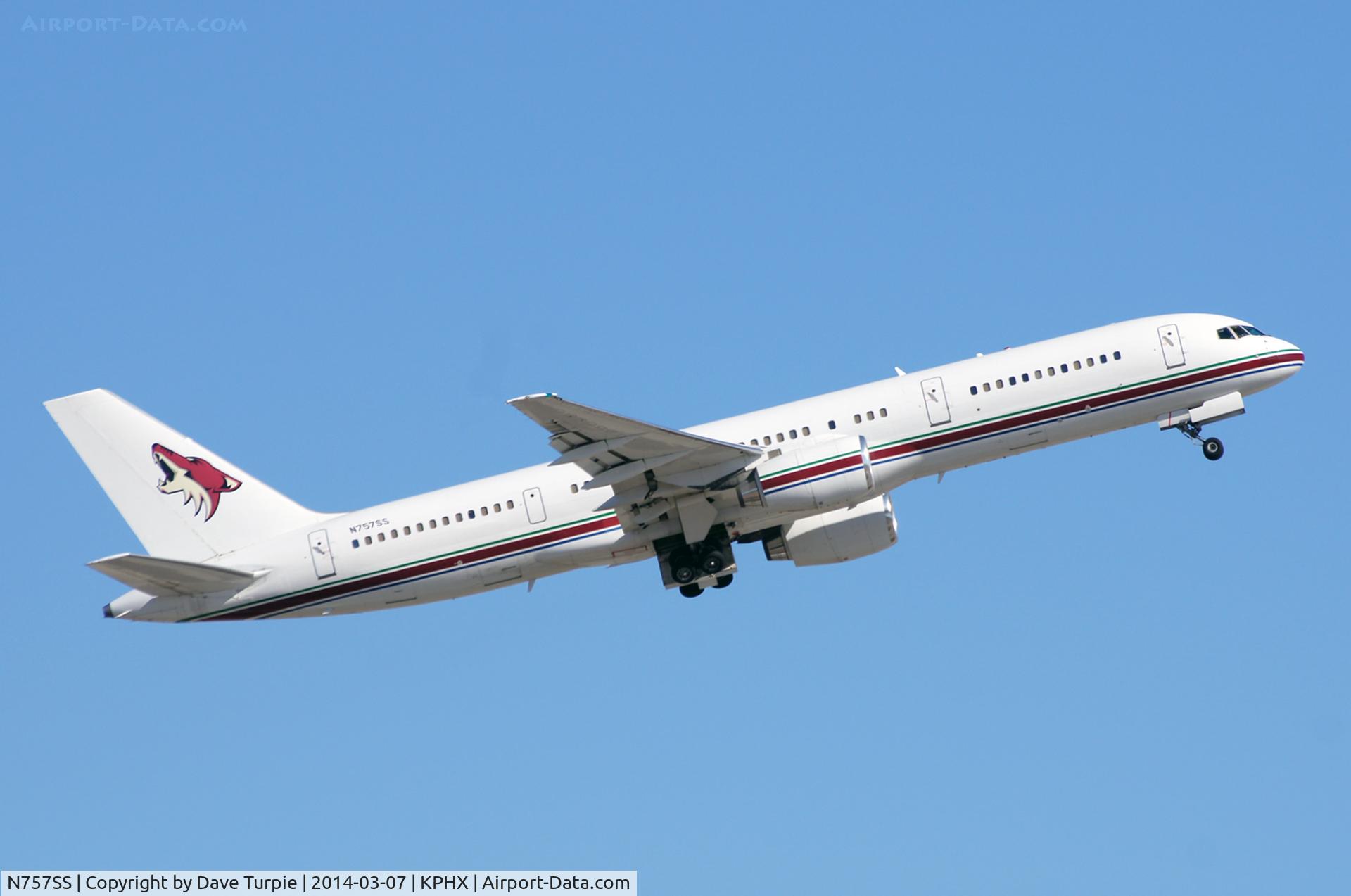 N757SS, 1983 Boeing 757-236 C/N 22176, Used by the Phoenix Coyotes as their team plane.