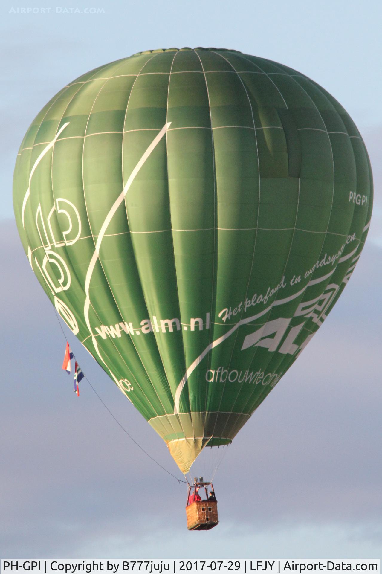 PH-GPI, Lindstrand LBL 120A C/N 664, at Chambley