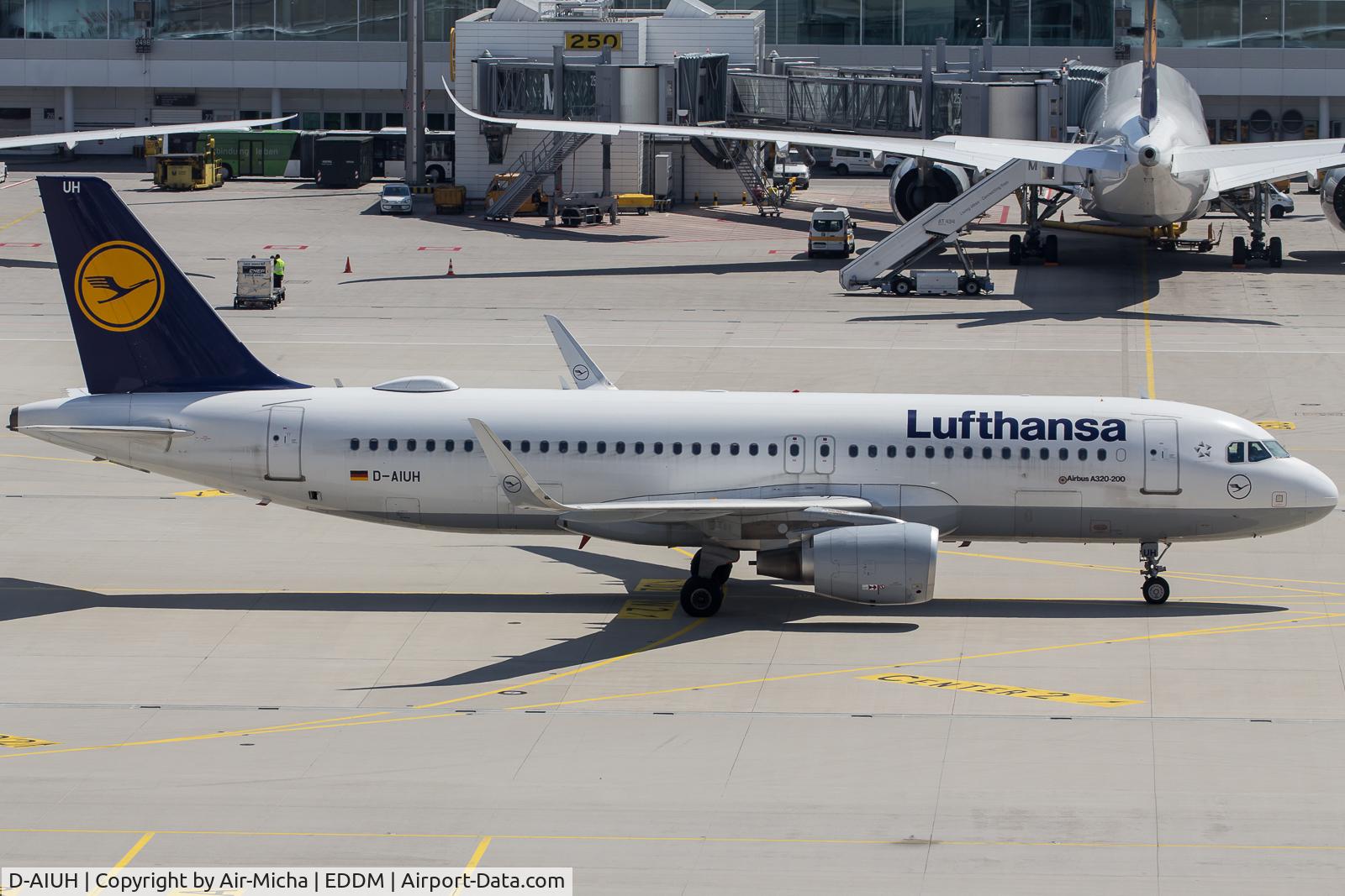 D-AIUH, 2014 Airbus A320-214 C/N 6225, Lufthansa