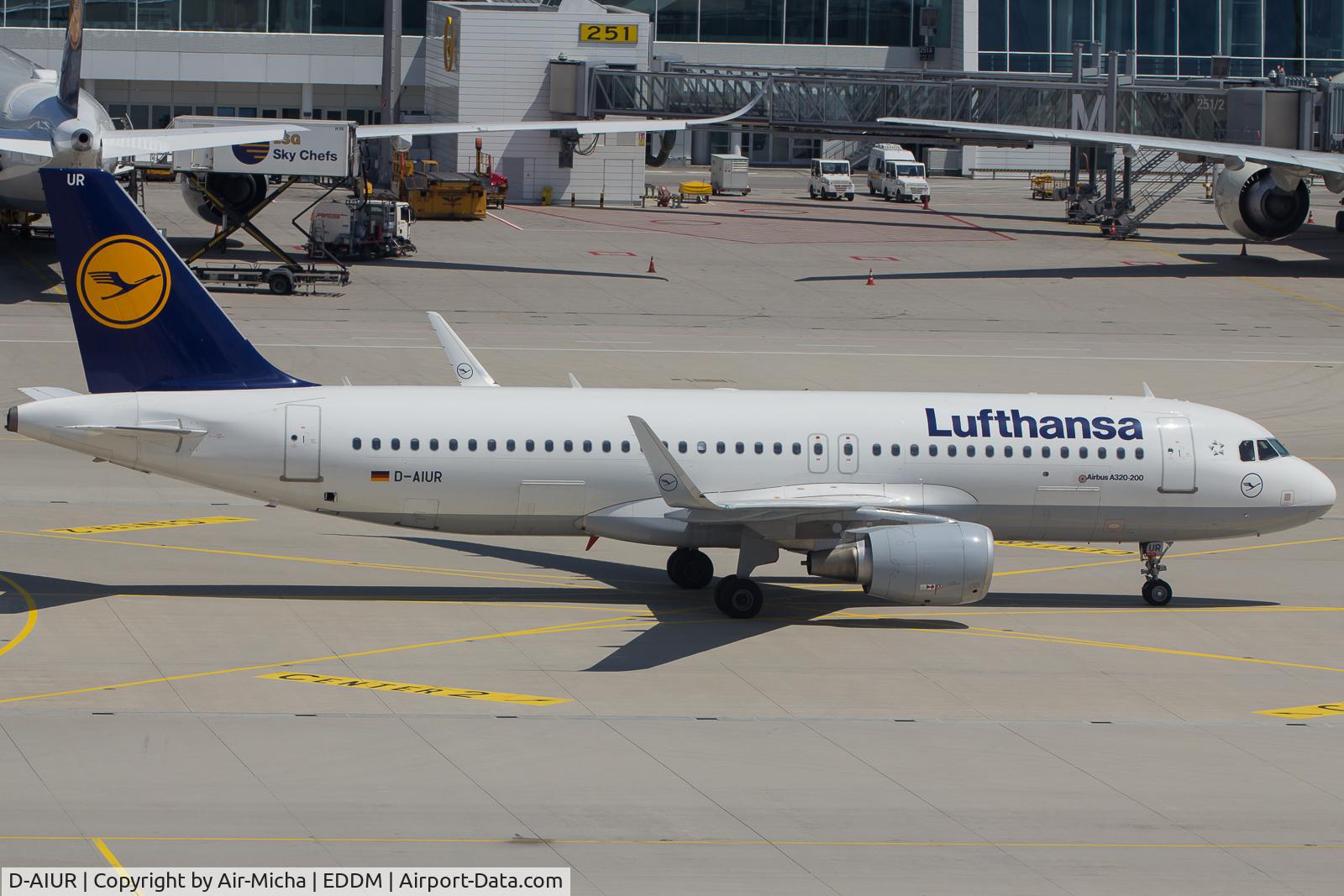 D-AIUR, 2015 Airbus A320-214 C/N 6985, Lufthansa