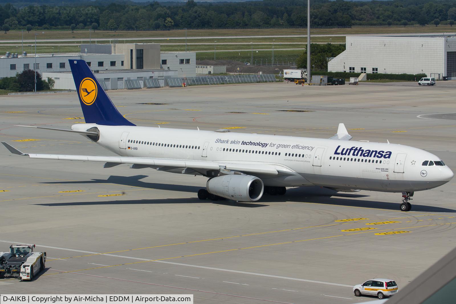 D-AIKB, 2004 Airbus A330-343X C/N 576, Lufthansa