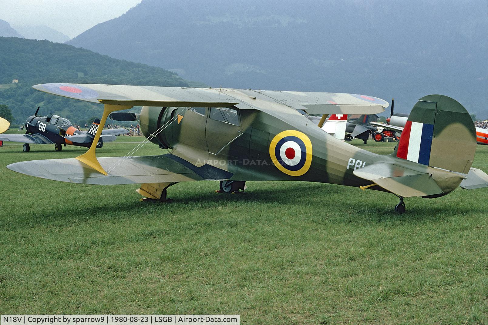 N18V, 1944 Beech D17S Staggerwing C/N 6869, Registration expired 2018-03-01. Scanned from a slide.