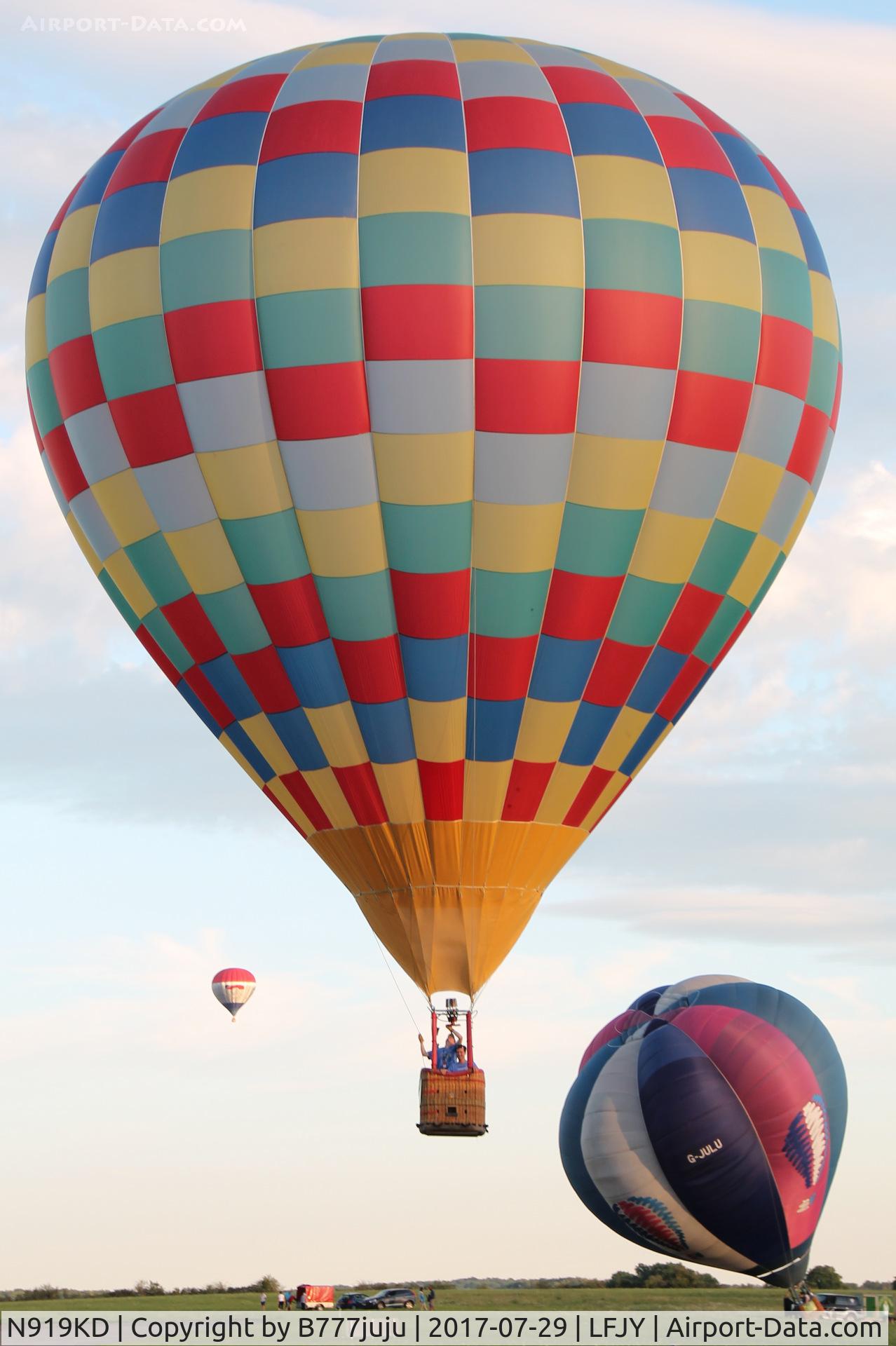 N919KD, 2001 Lindstrand Balloons 69A C/N 5165, at Chambley