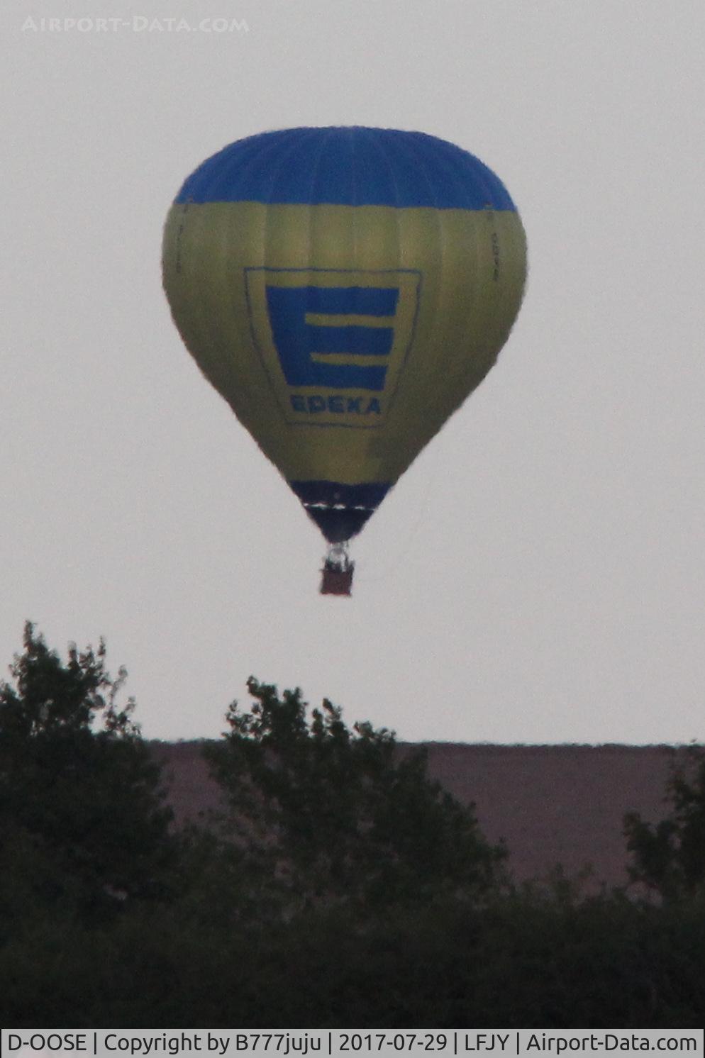 D-OOSE, Kubicek BB-30Z C/N 380, at Chambley