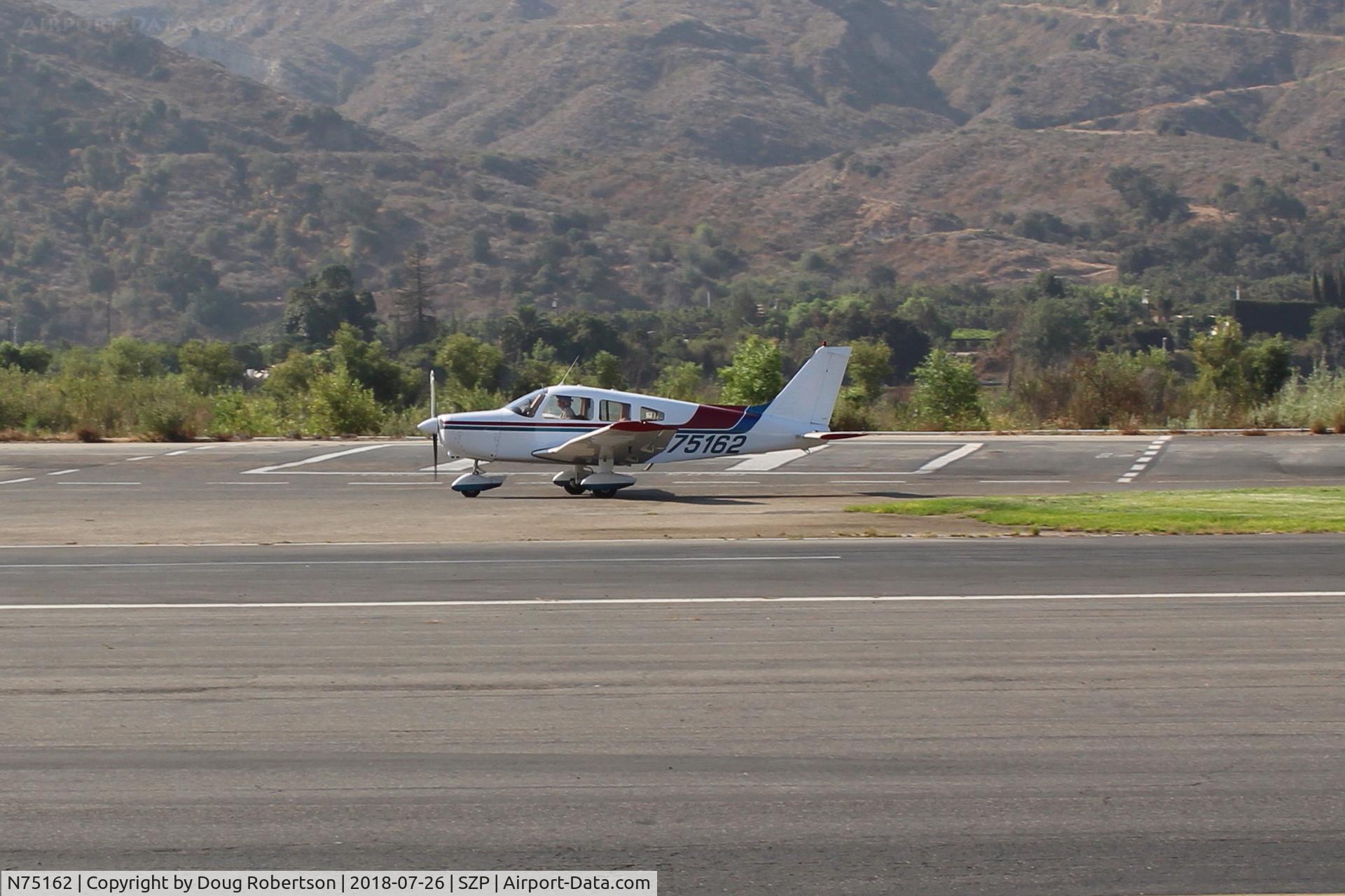 N75162, 1976 Piper PA-28-151 C/N 28-7615261, 1976 Piper PA-28-151 WARRIOR. Lycoming O-320-E2D 150 Hp, taxi back