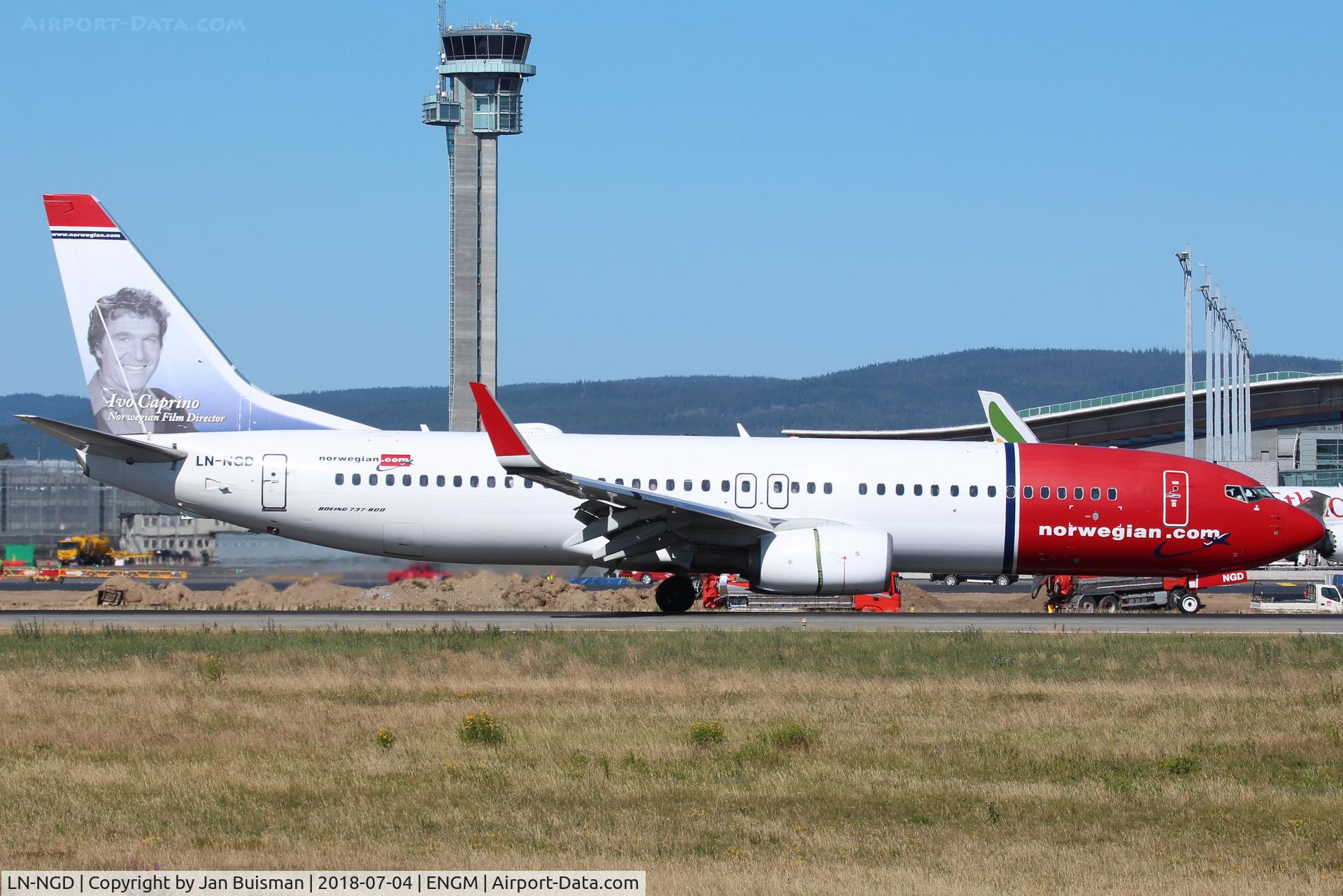 LN-NGD, 2012 Boeing 737-8JP C/N 39049/4161, Norwegian