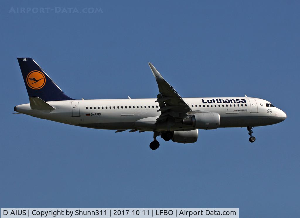 D-AIUS, 2016 Airbus A320-214 C/N 7024, Landing rwy 14R
