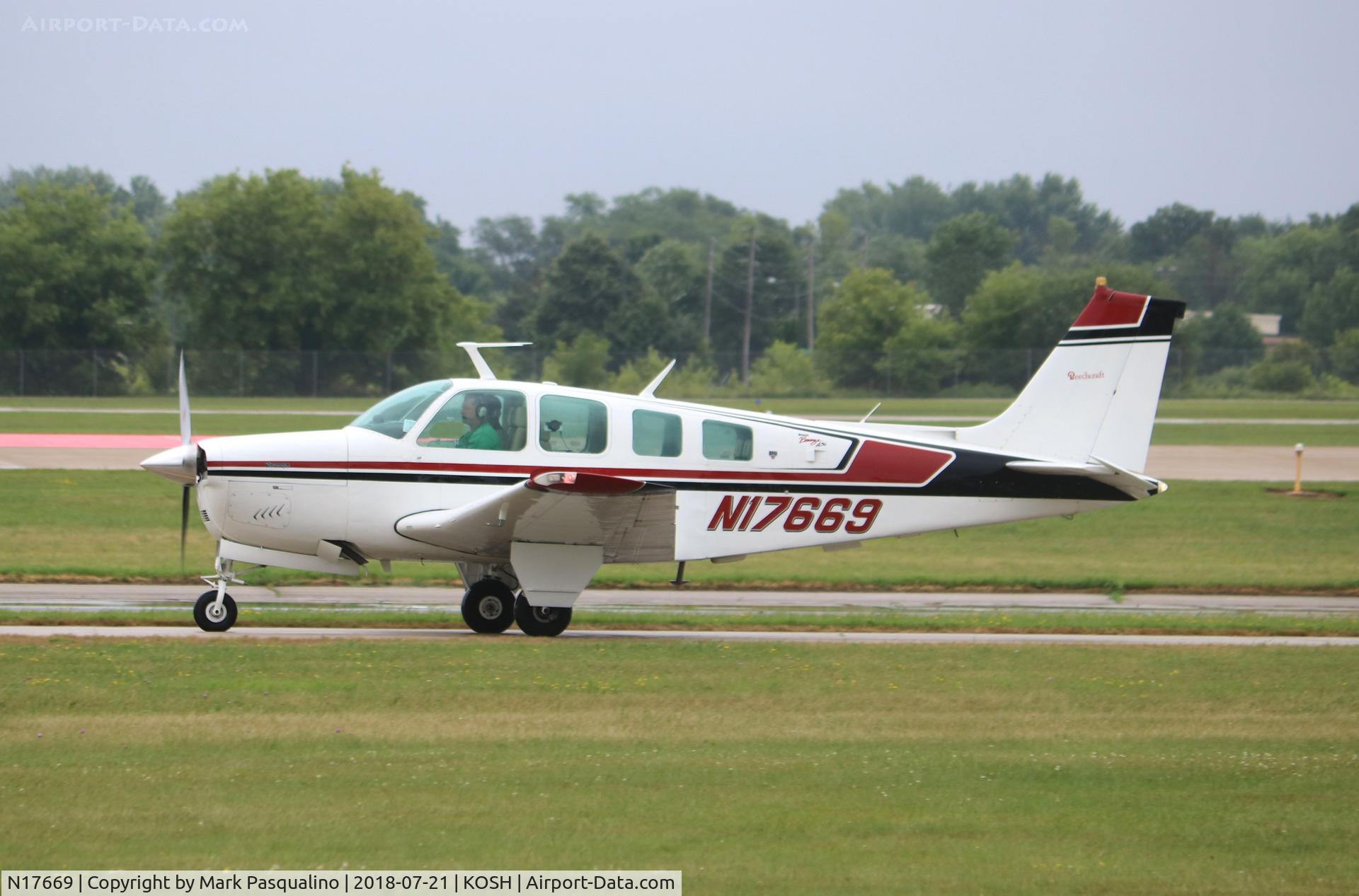 N17669, 1977 Beech A36 Bonanza 36 C/N E-1002, Beech A36