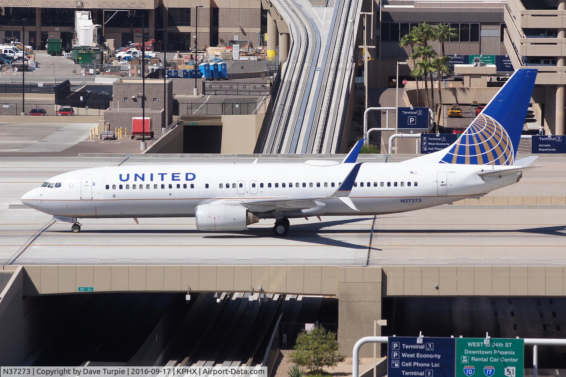 N37273, 2001 Boeing 737-824 C/N 31591, No comment.