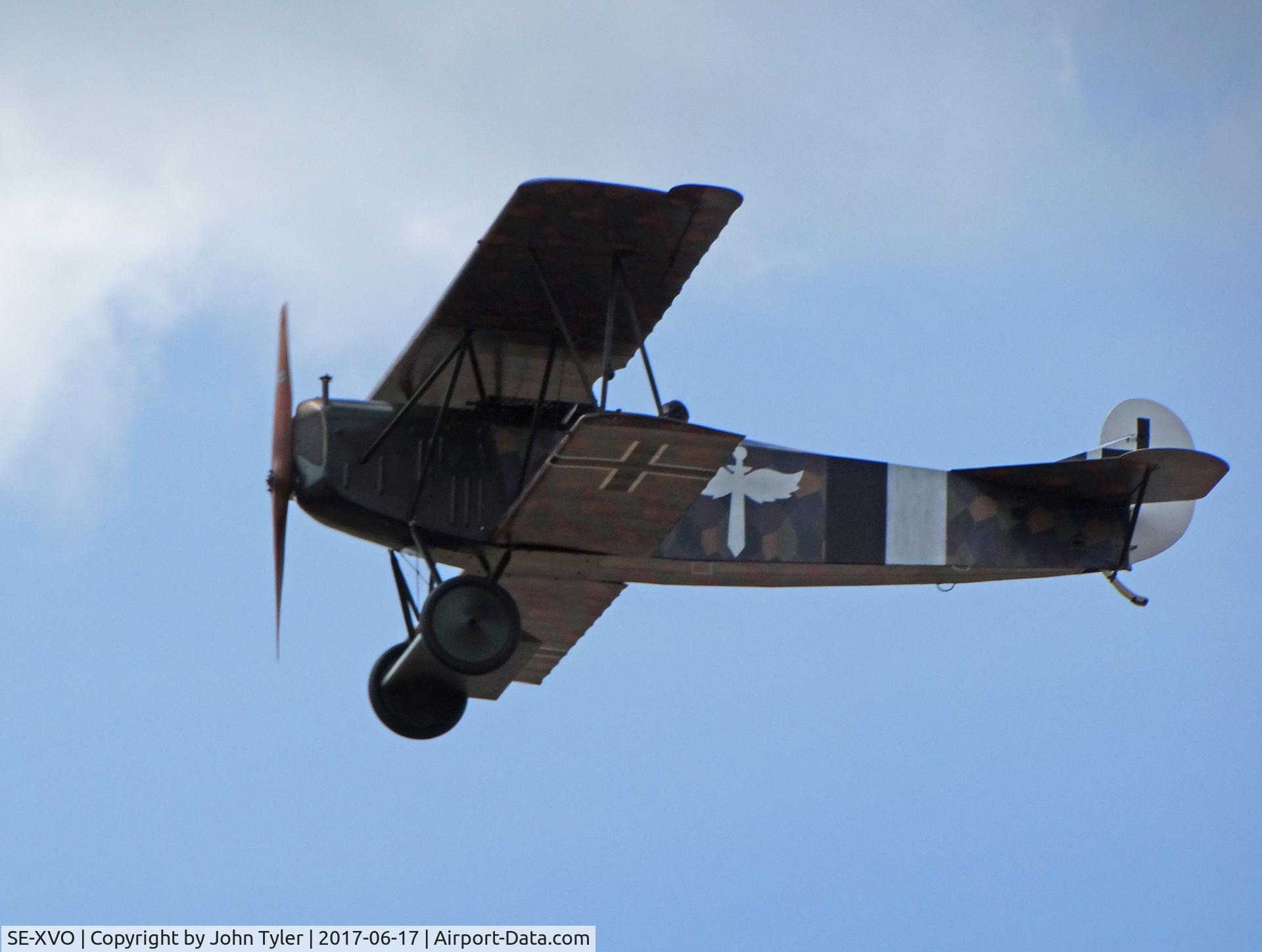 SE-XVO, 2010 Fokker D.VII Replica C/N 10400/18-989, Displaying at 100th Anniv celebration of Finnish Air Force at Tikkakoski