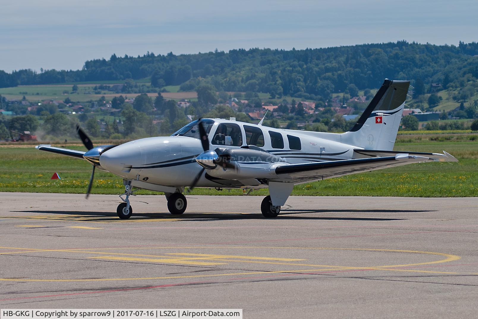 HB-GKG, 2013 Beech 58 Baron Baron C/N TH-2369, At Grenchen. HB-registered since 2013-04-29