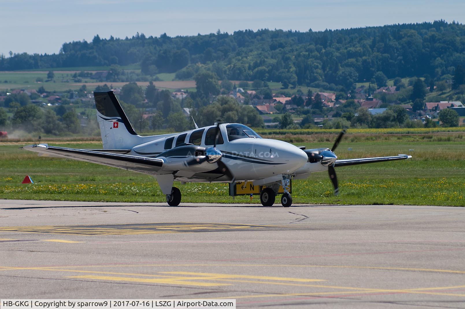 HB-GKG, 2013 Beech 58 Baron Baron C/N TH-2369, At Grenchen. HB-registered since 2013-04-29