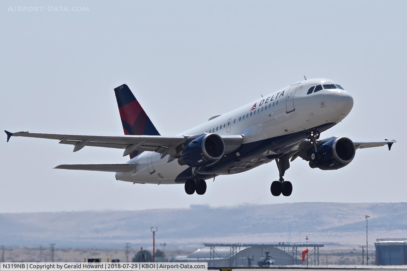 N319NB, 2000 Airbus A319-114 C/N 1346, Departing RWY 28R.
