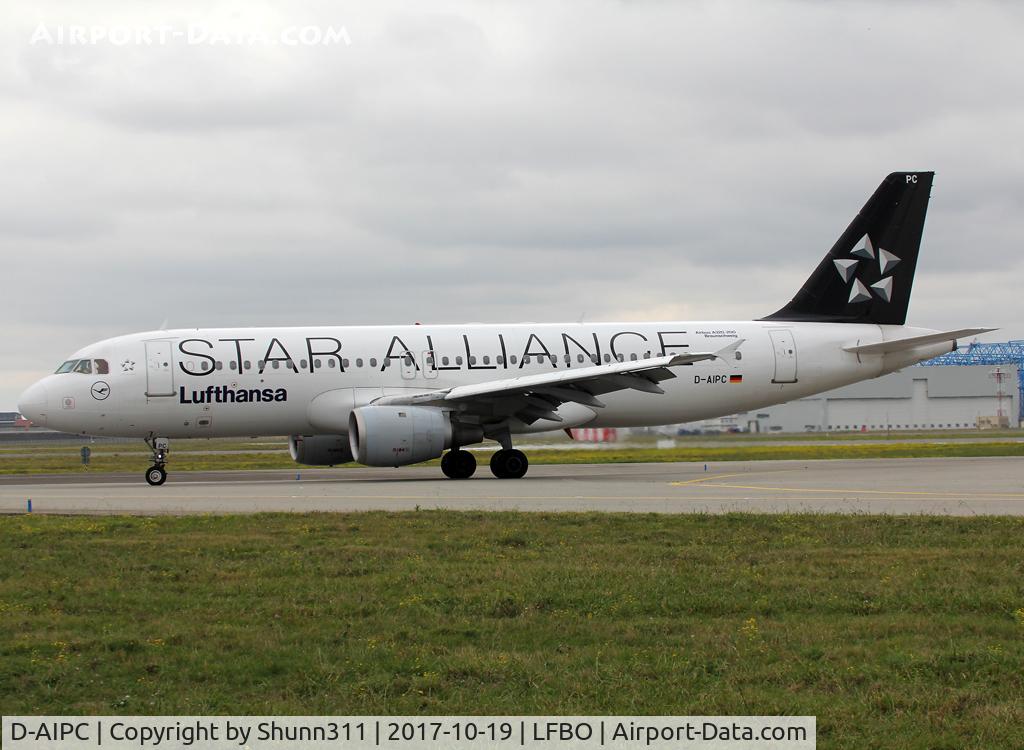 D-AIPC, 1989 Airbus A320-211 C/N 0071, Taxiing to the Terminal in full Star Alliance c/s