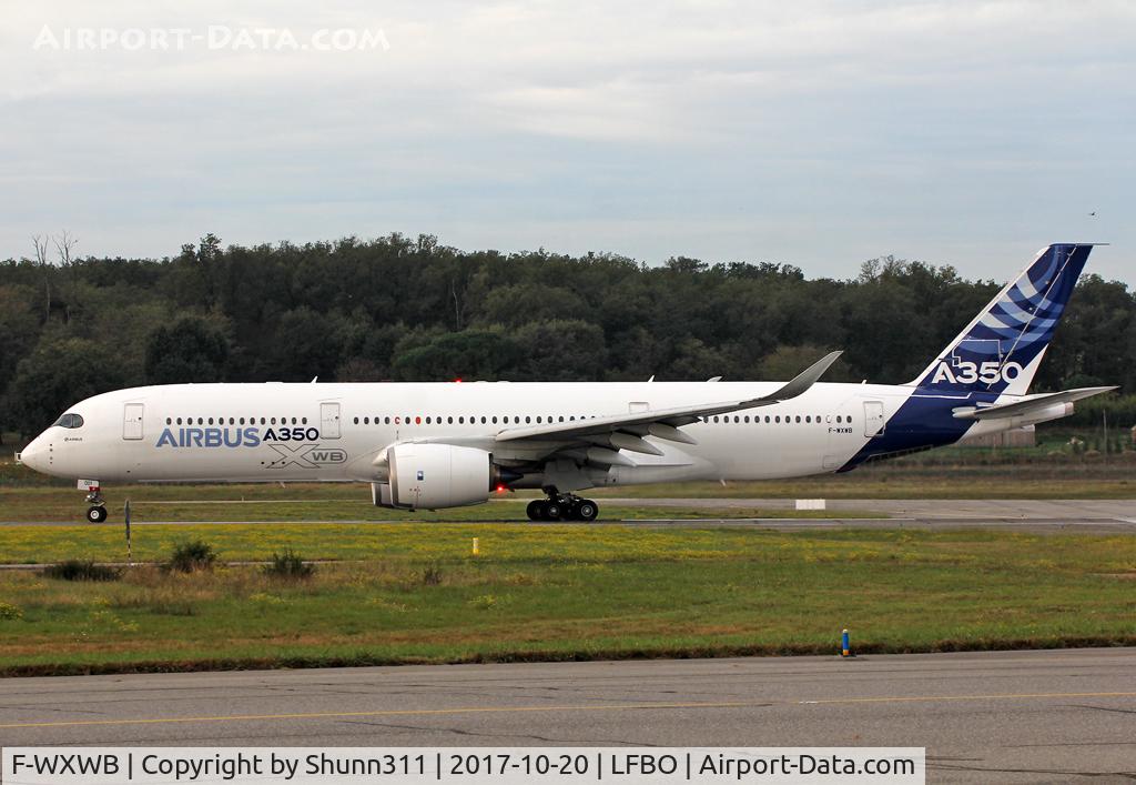 F-WXWB, 2013 Airbus A350-941 C/N 001, New sharklets for the first A350 prototype