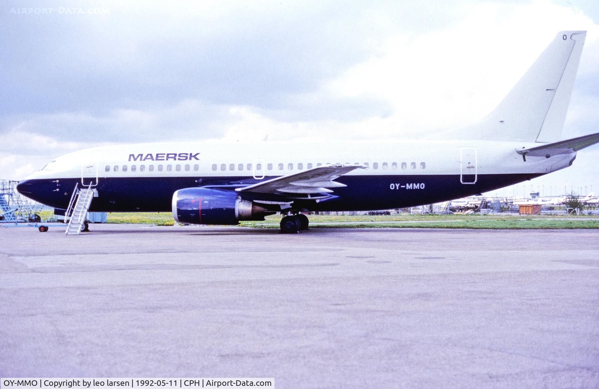 OY-MMO, 1988 Boeing 737-3L9 C/N 24219, Copenhagen 11.5.1992
