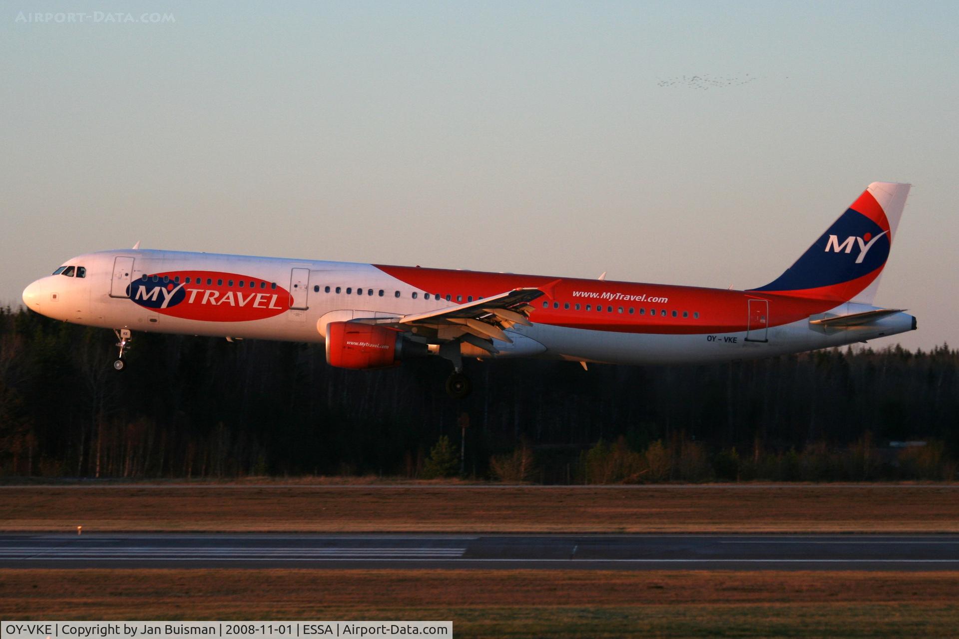 OY-VKE, 2002 Airbus A321-211 C/N 1887, MyTravel
