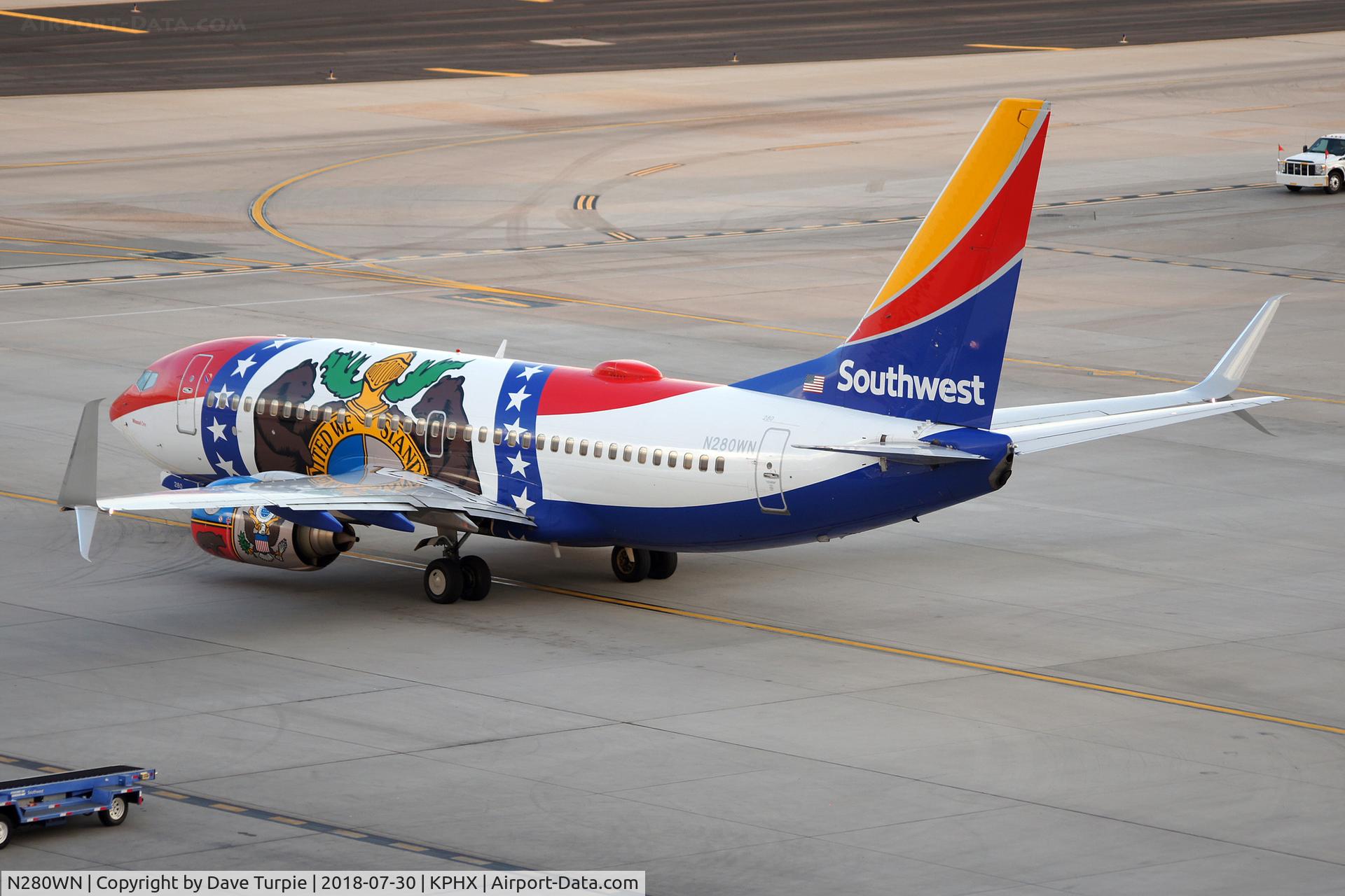 N280WN, 2007 Boeing 737-7H4 C/N 32533, Missouri One