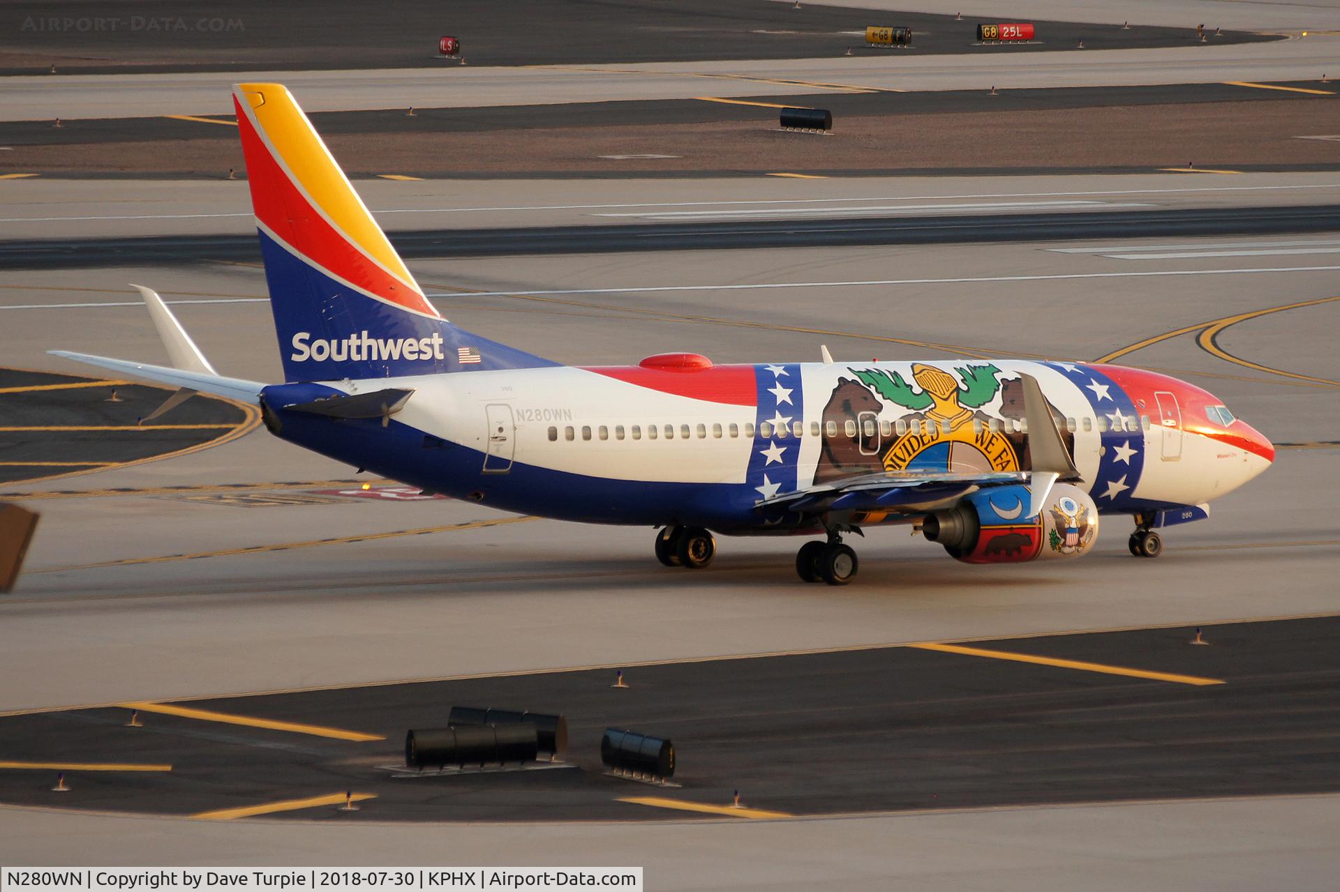 N280WN, 2007 Boeing 737-7H4 C/N 32533, Missouri One