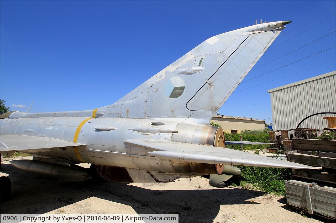 0906, Mikoyan-Gurevich MiG-21F-13 C/N 741906, Mikoyan-Gurevich MiG-21F-13, Les Amis de la 5ème Escadre Museum, Orange