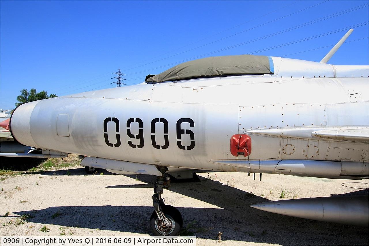 0906, Mikoyan-Gurevich MiG-21F-13 C/N 741906, Mikoyan-Gurevich MiG-21F-13, Les Amis de la 5ème Escadre Museum, Orange
